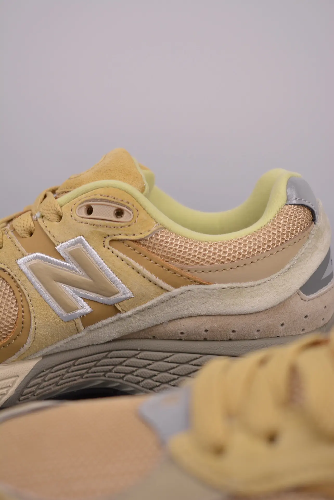 New Balance AURALEE x 2002R Sand Replica Review: Stylish Comfort | YtaYta