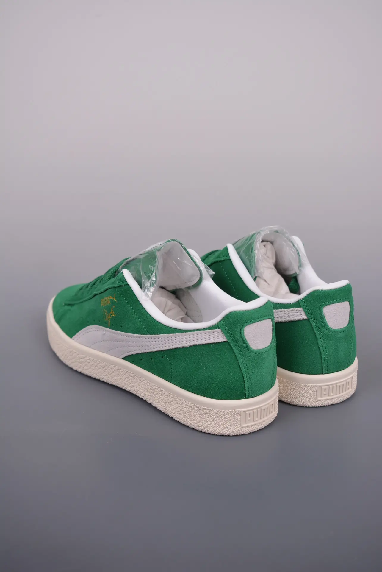 Puma Clyde OG Green/White Replica - A Comprehensive Review | YtaYta