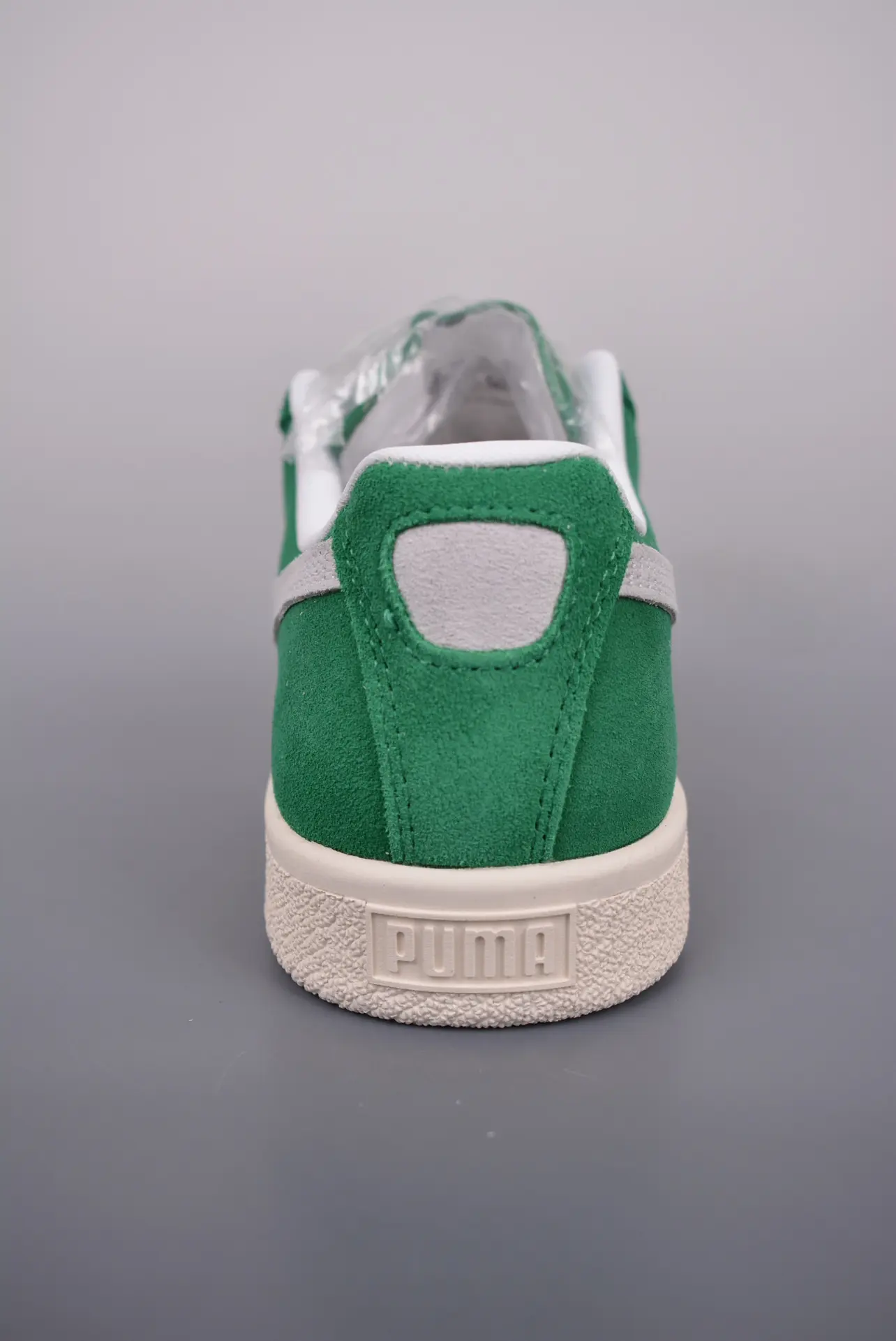 Puma Clyde OG Green/White Replica - A Comprehensive Review | YtaYta