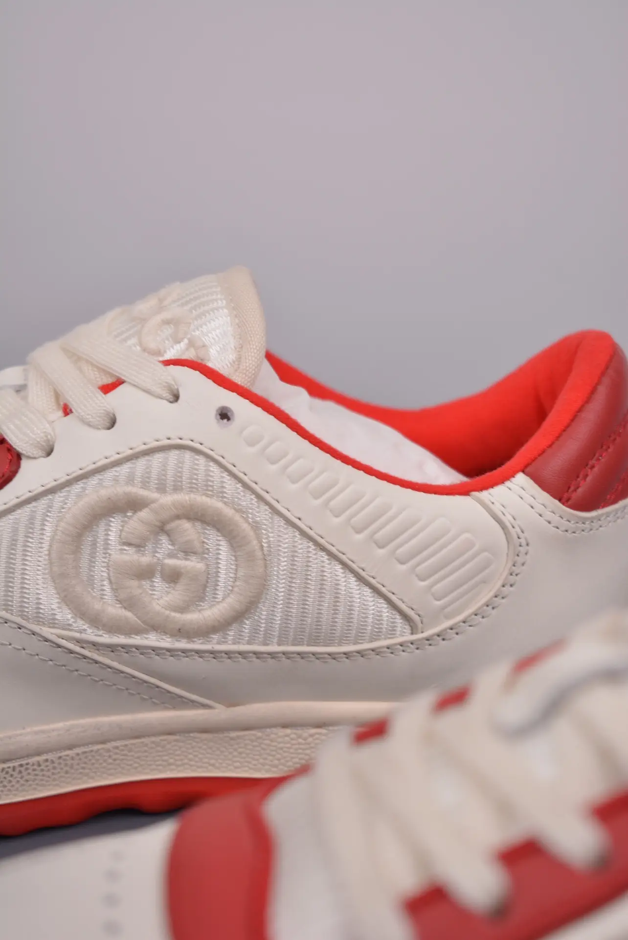 Gucci Mac80 Leather Sneakers - White/Red (Replica) | YtaYta