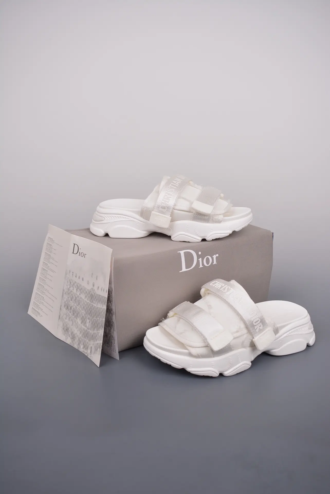 Dior White D-Wander Slide Replica - Stylish and Affordable | YtaYta