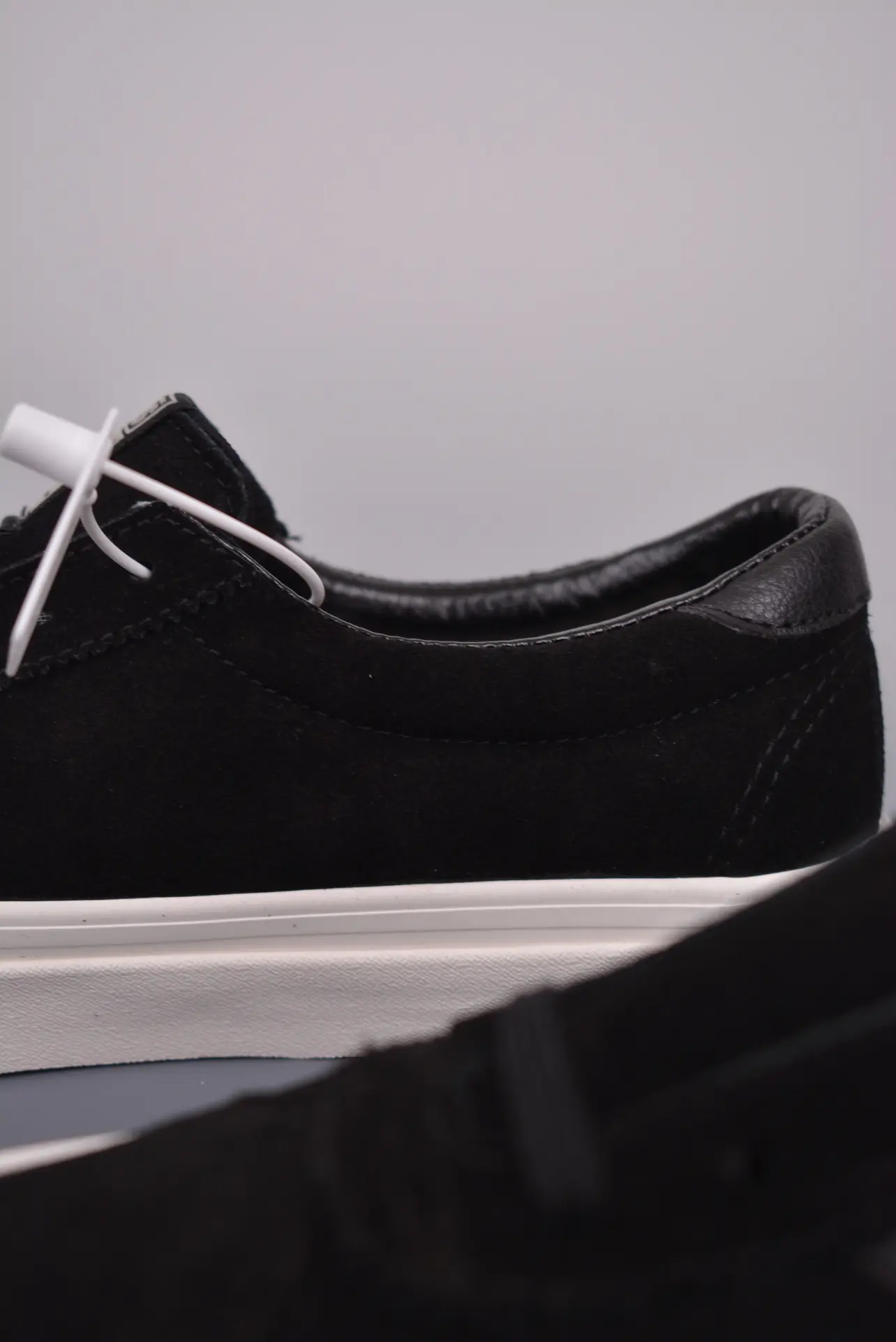 Rep Fake Replica Vans Epoch LX OG Black: The Ultimate Guide | YtaYta