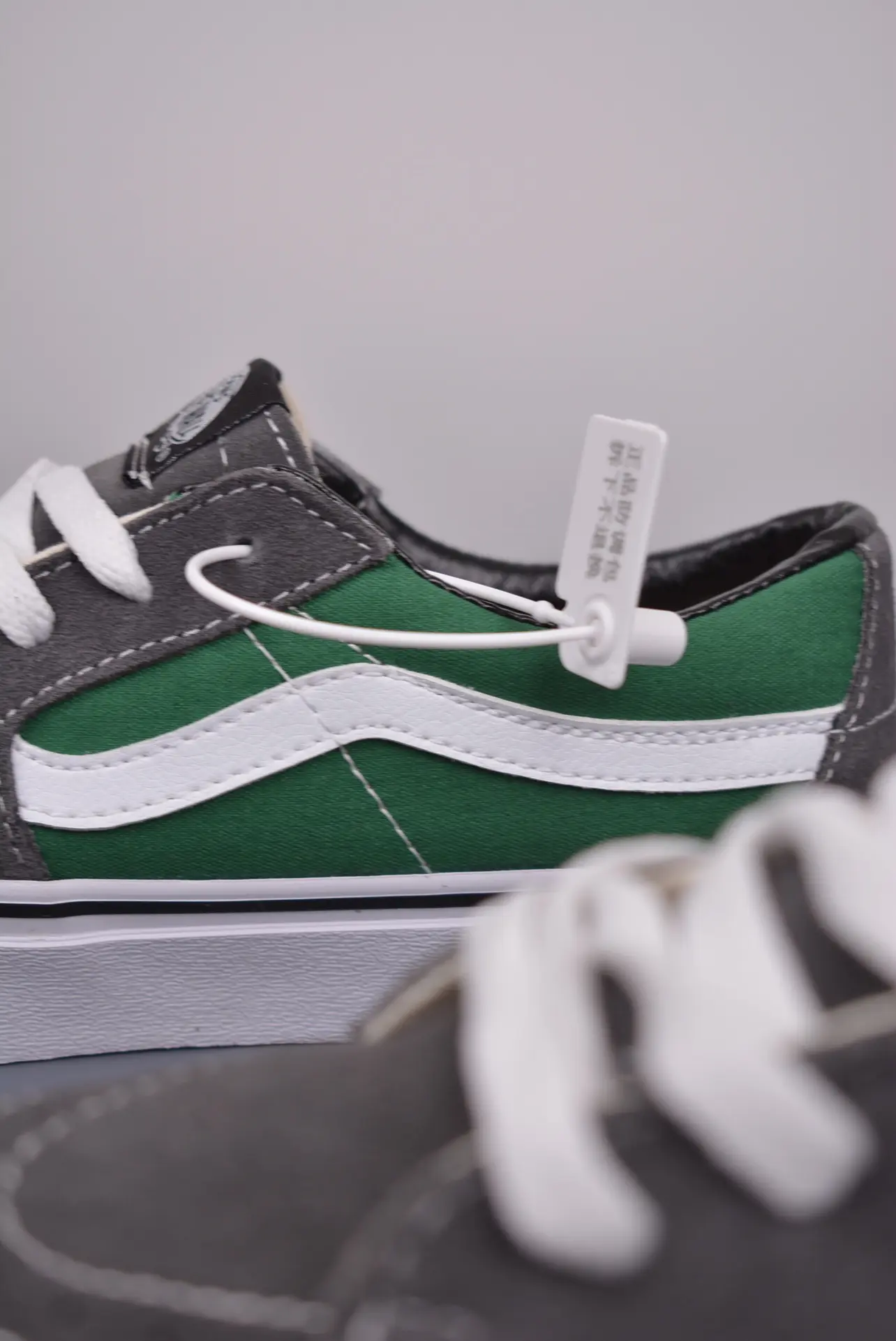 Vans Sk8-Low Jungle Green Charcoal Replica: Style and Savings Combined | YtaYta