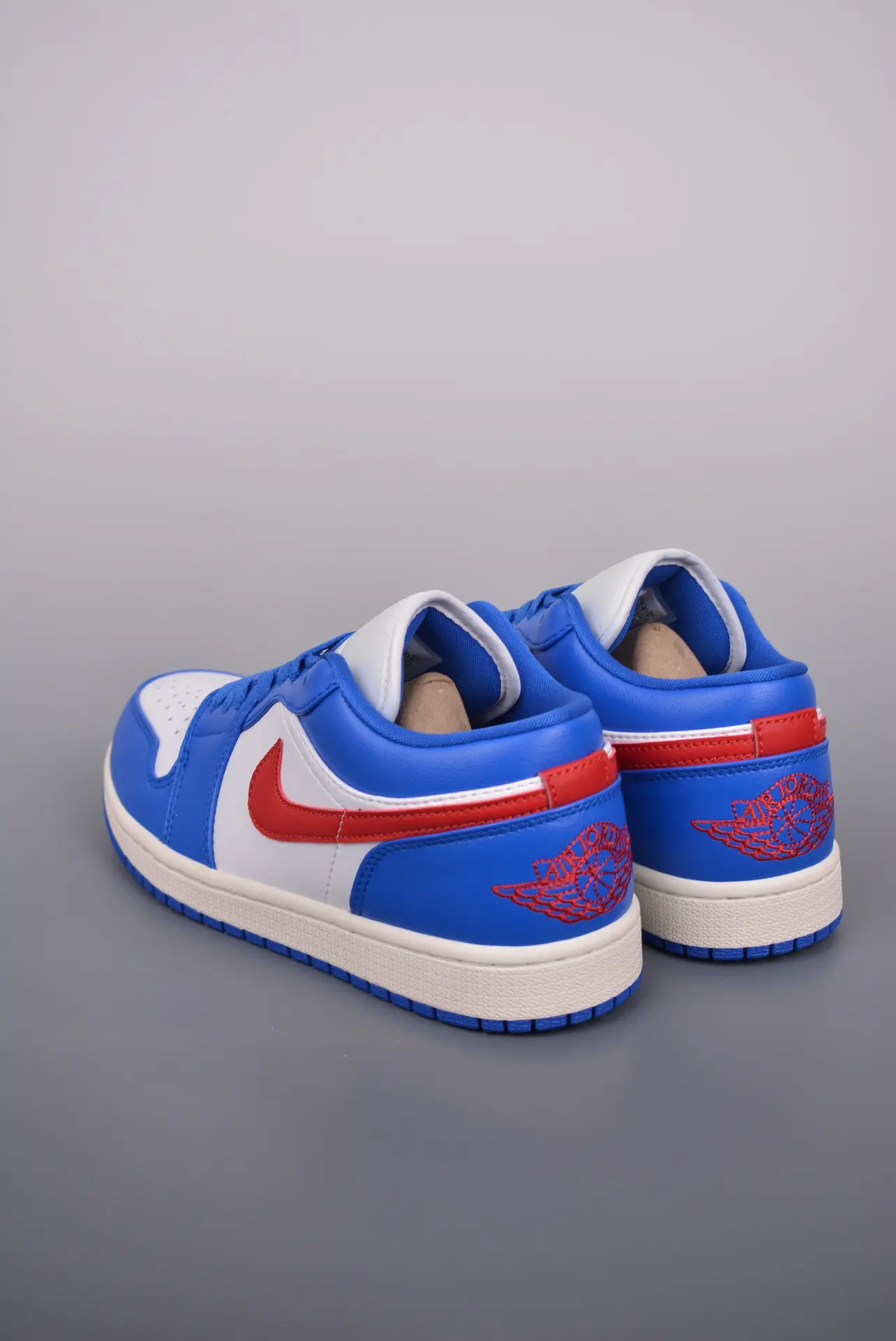 Air Jordan 1 Low Sport Blue Gym Red Replica: A Detailed Review | YtaYta