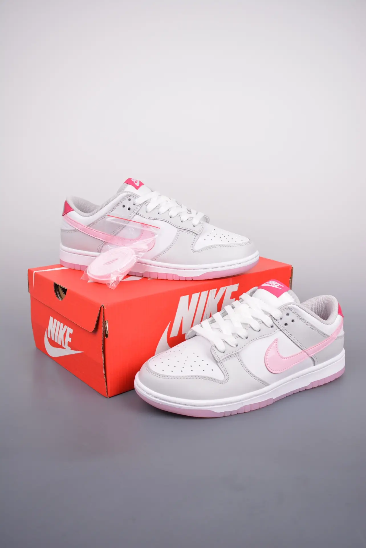 Fake Nike SB and Nike Dunk Low '520 Pack - Pink Foam' Review | YtaYta