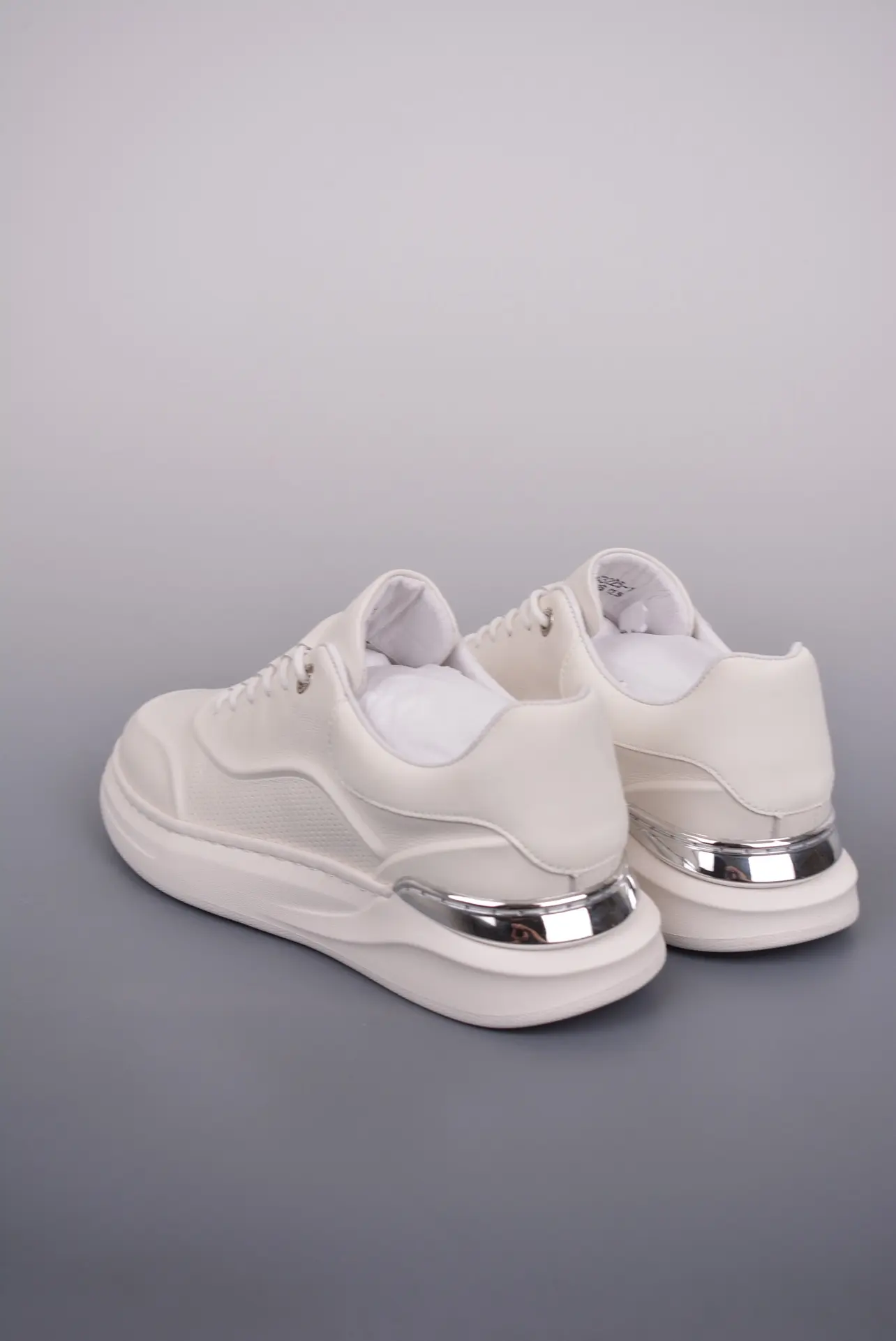 The Rise of Replica ECCO and Casual Sport Shoes in 2024 | YtaYta