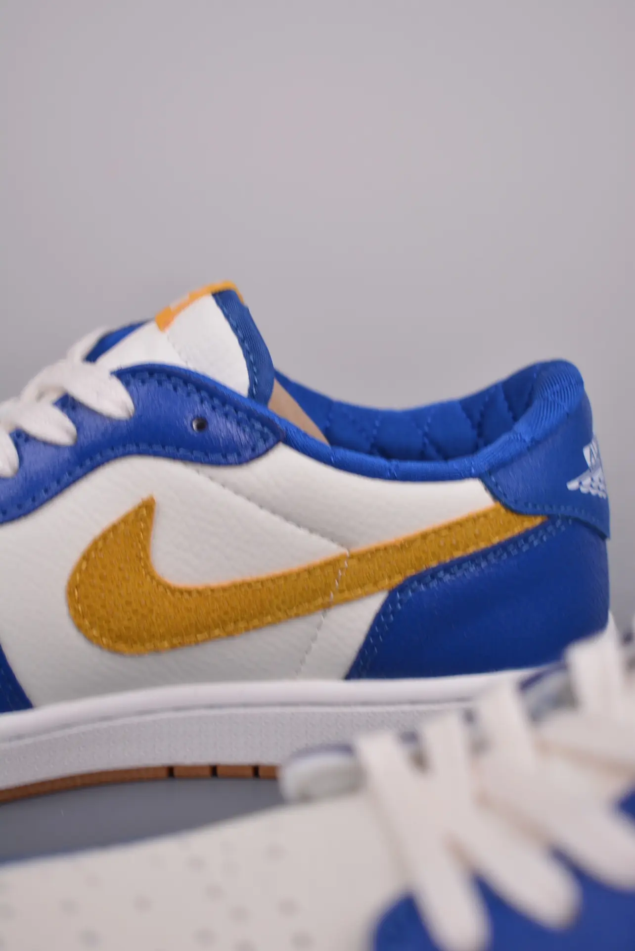 Air Jordan 1 Low OG Blue Yellow White: A Deep Dive into Replica Sneakers | YtaYta