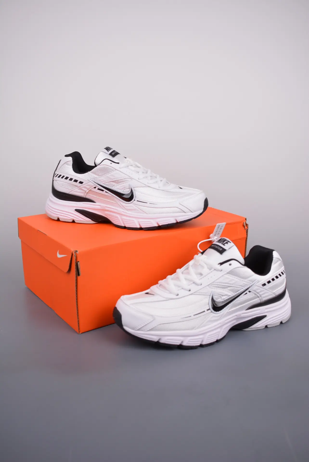 Nike Initiator 'White Black' Replica: A Comprehensive Review | YtaYta