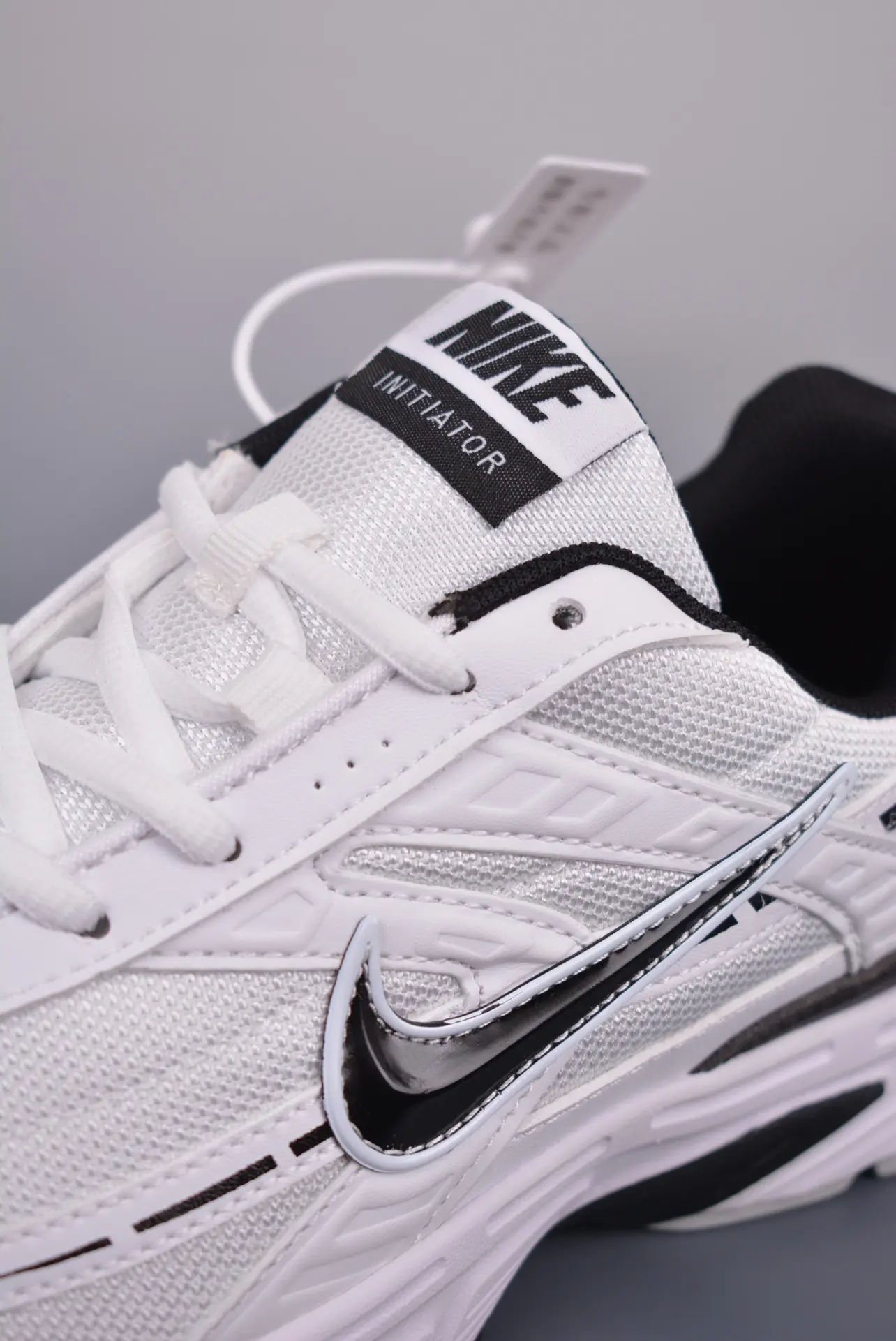 Nike Initiator 'White Black' Replica: A Comprehensive Review | YtaYta