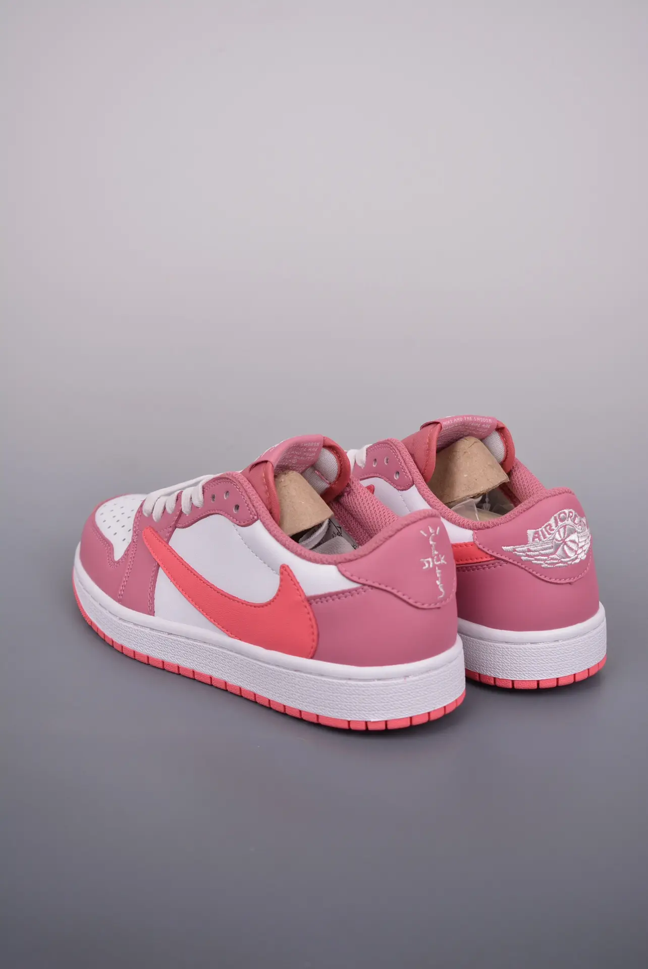 Hot Pink Replica Air Jordan 1 Lows: Unveiling the Best Reps | YtaYta