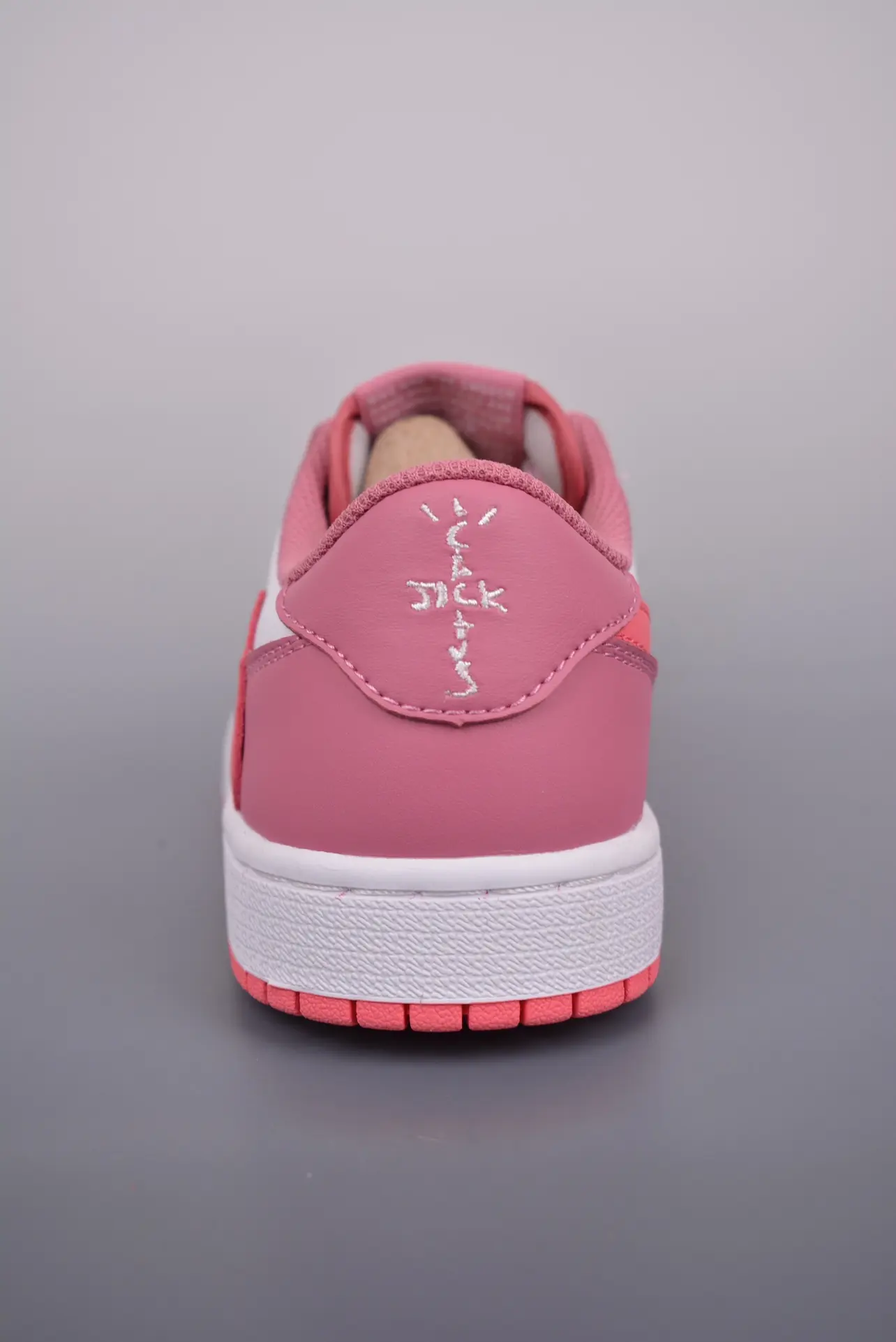 Hot Pink Replica Air Jordan 1 Lows: Unveiling the Best Reps | YtaYta