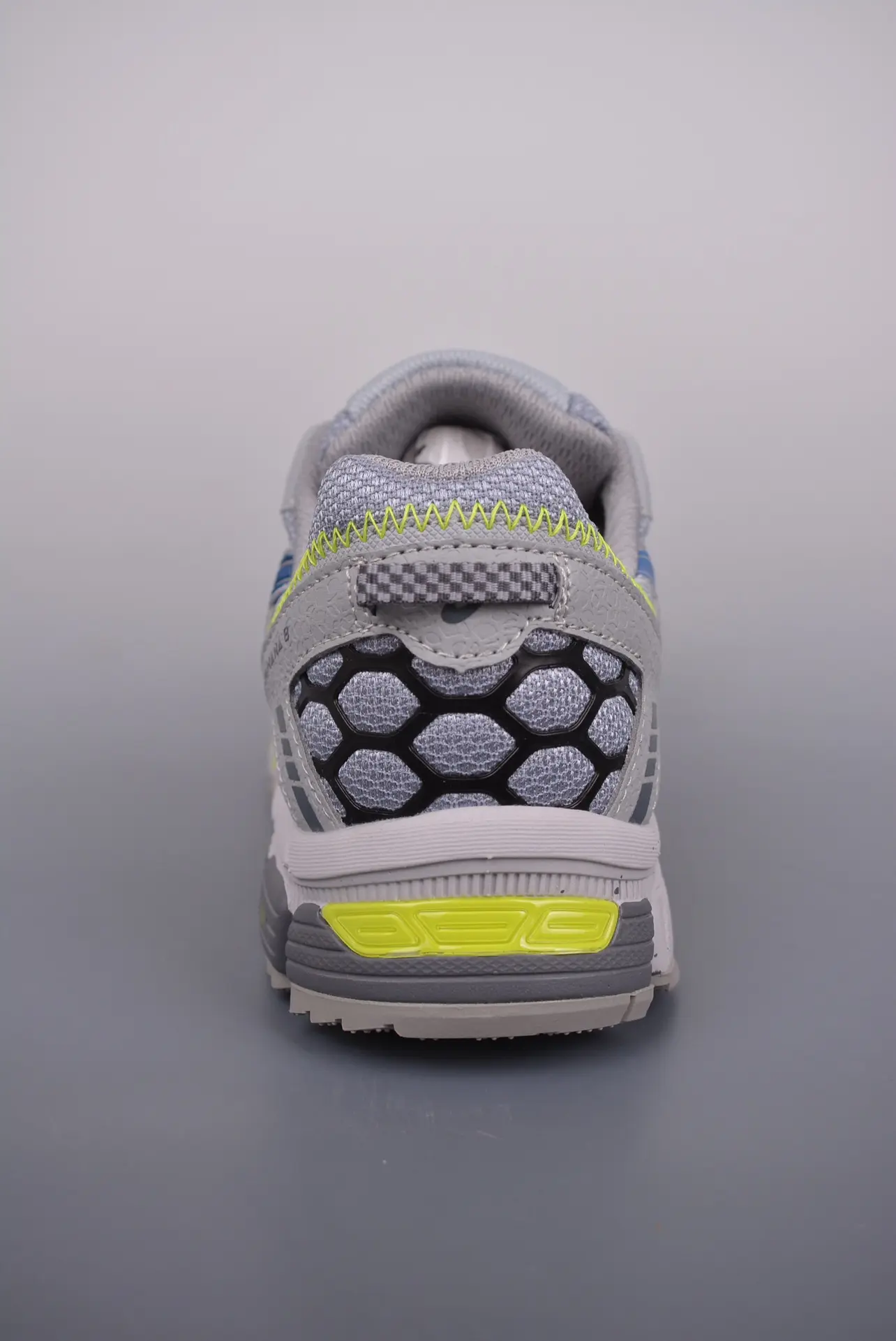 ASICS Gel-Kahana 8 Replica in Grey/Blue: Trail Running Shoes Review | YtaYta