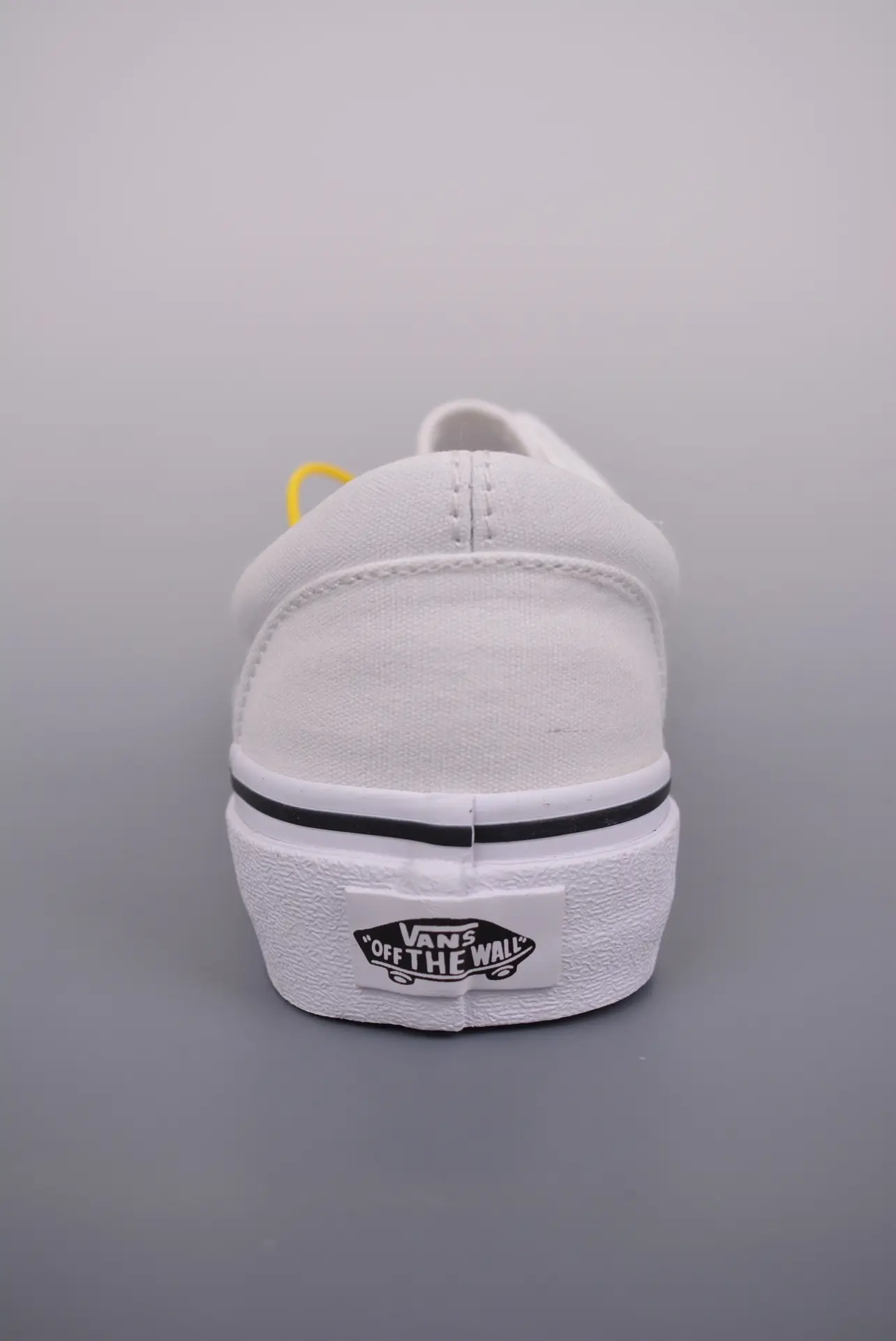 Vans Era True White: A Comprehensive Review and Comparison | YtaYta