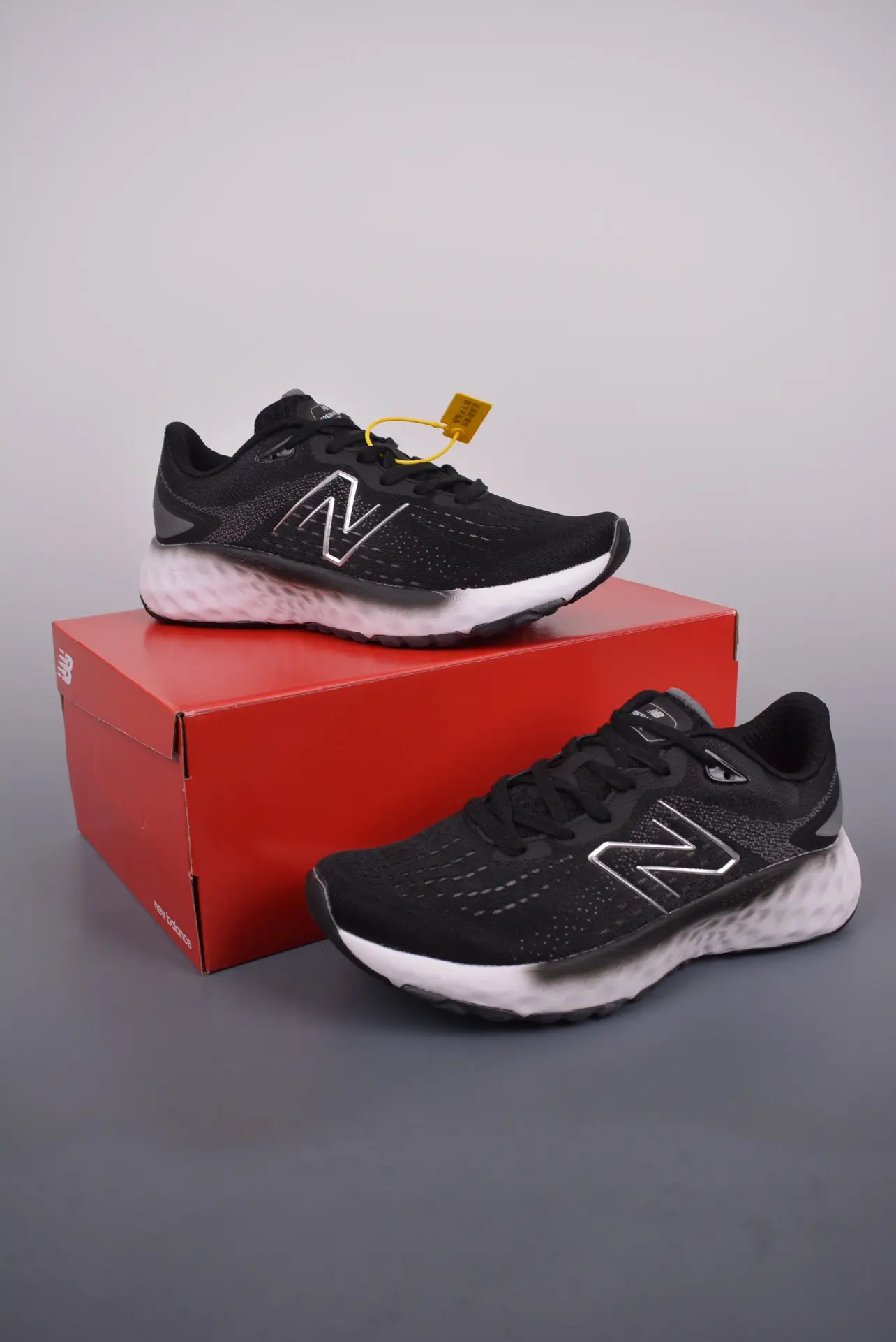 New Balance Fresh Foam EVOZ V2 Running Shoe Review: Authentic vs. Replica | YtaYta