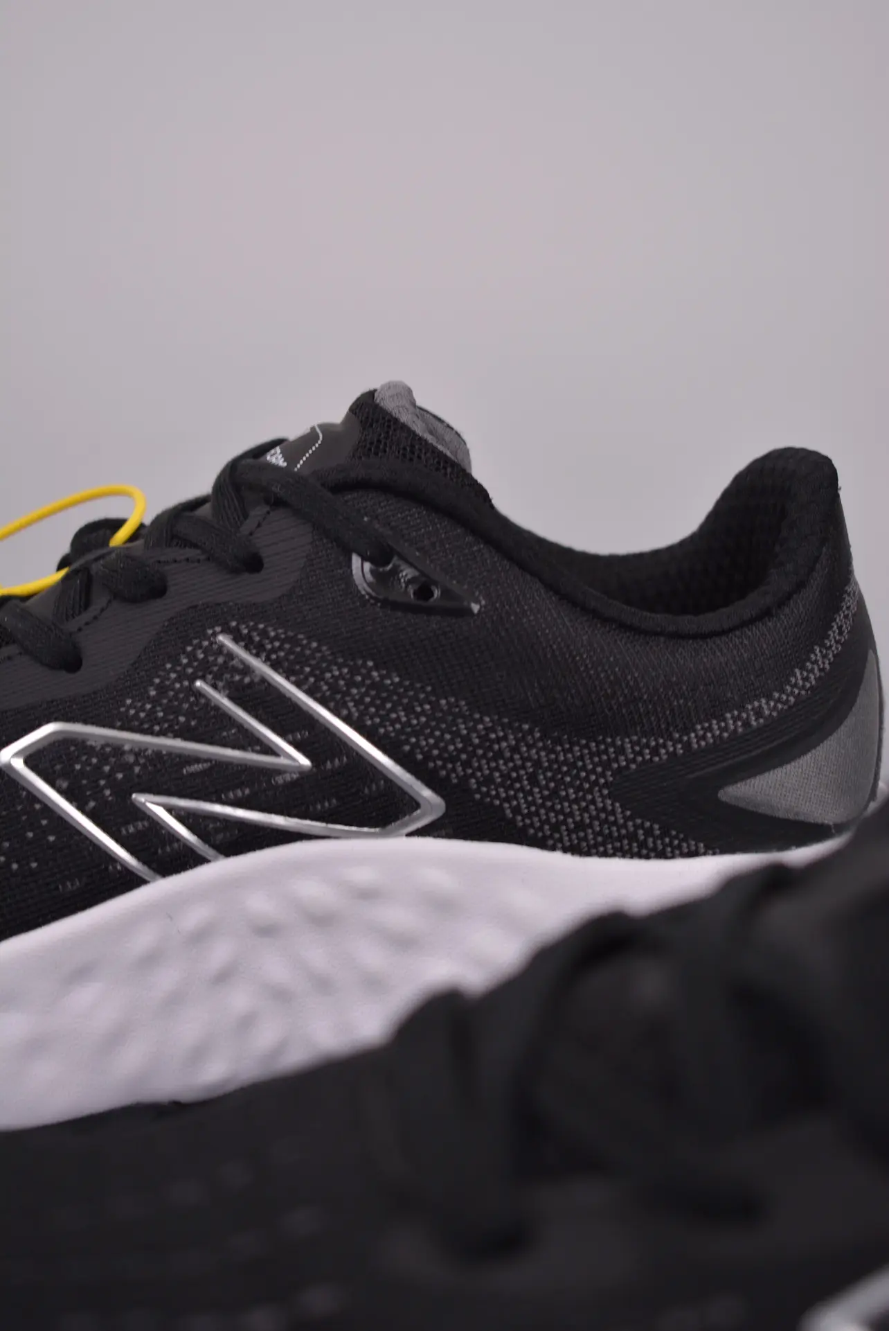 New Balance Fresh Foam EVOZ V2 Running Shoe Review: Authentic vs. Replica | YtaYta