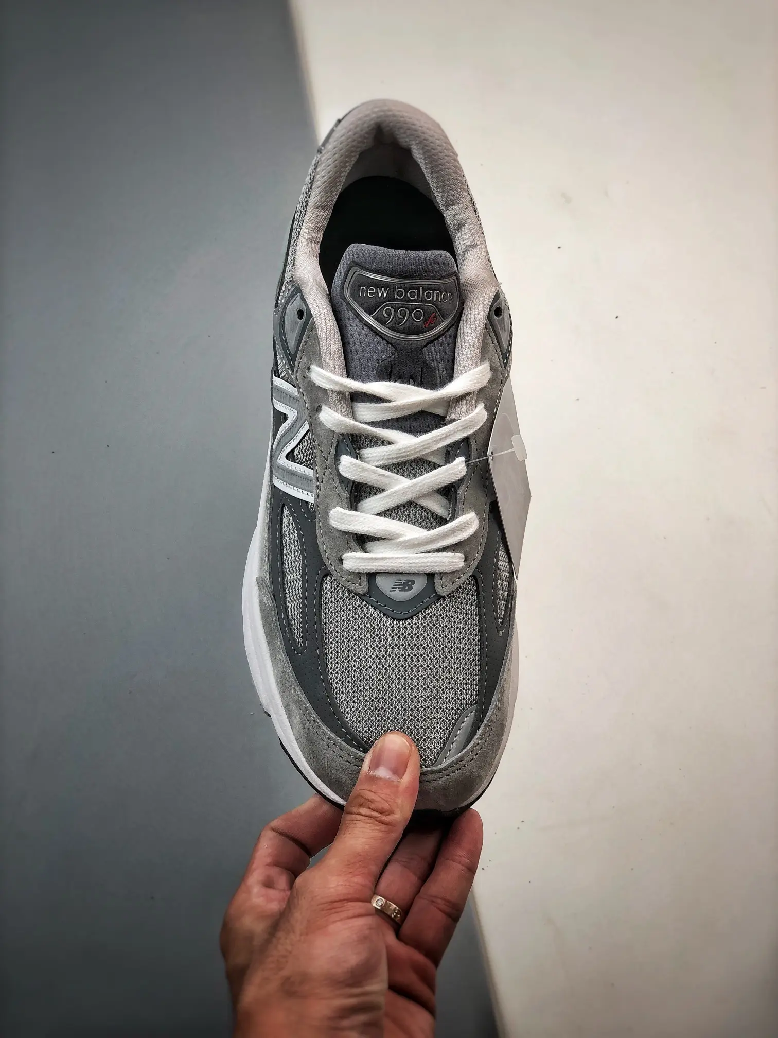 Authenticity and Craftsmanship: Exploring the New Balance 990v6 - Grey | YtaYta