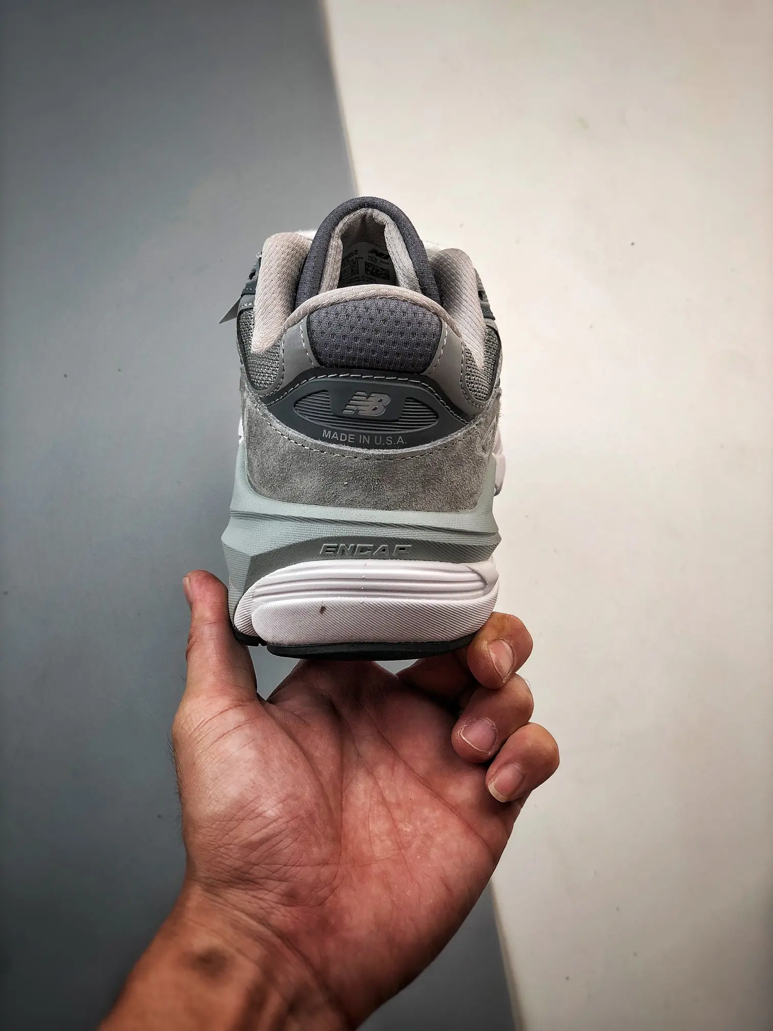 Authenticity and Craftsmanship: Exploring the New Balance 990v6 - Grey | YtaYta