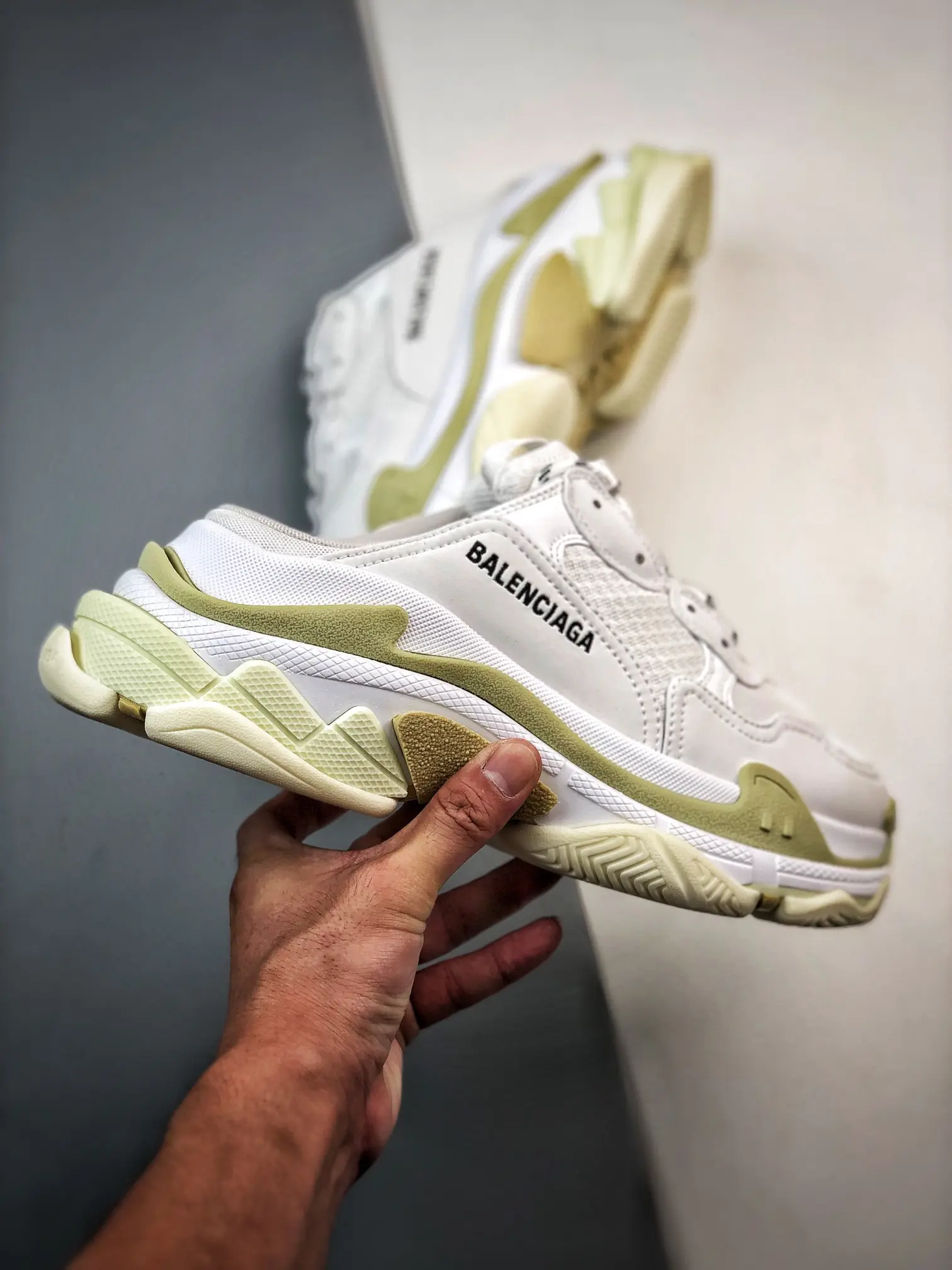 Balenciaga Triple S Women's Sneakers: White and Beige Replica | YtaYta