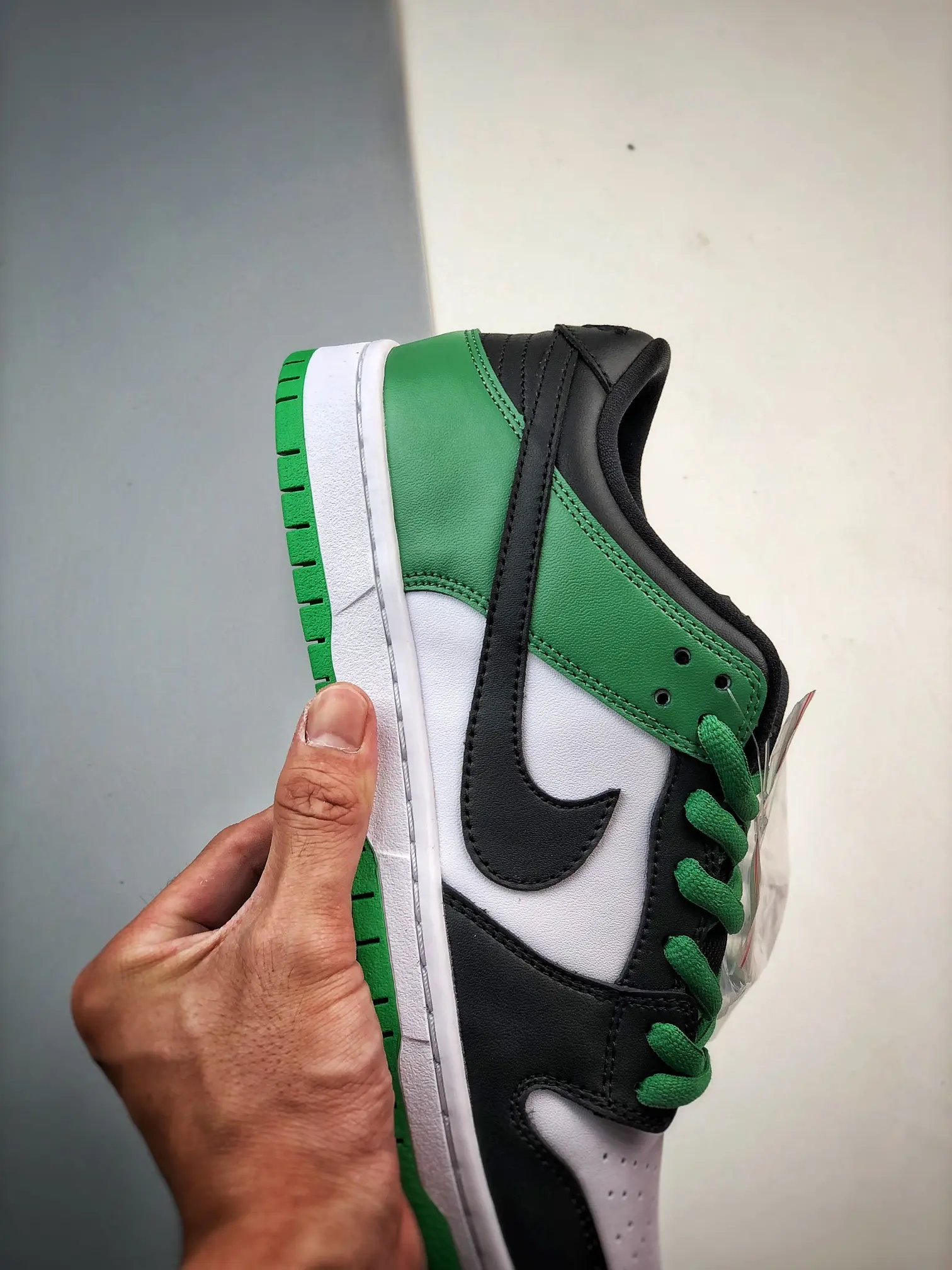 Nike SB Dunk Low Classic Green Replica - Affordable Quality | YtaYta