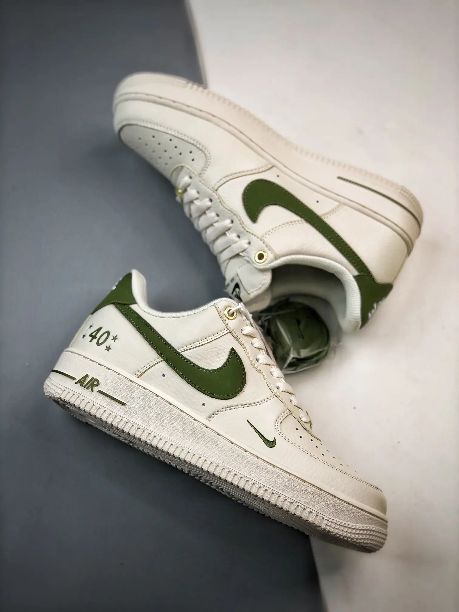 The Ultimate Guide to Customizing and Lacing Nike Air Force 1s: From Replicas to Anniversary Editions | YtaYta