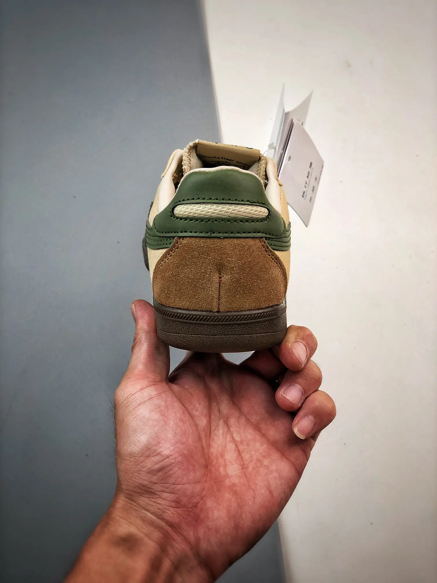 Onitsuka Tiger Tokuten Beige Green Replica: Affordable Style | YtaYta