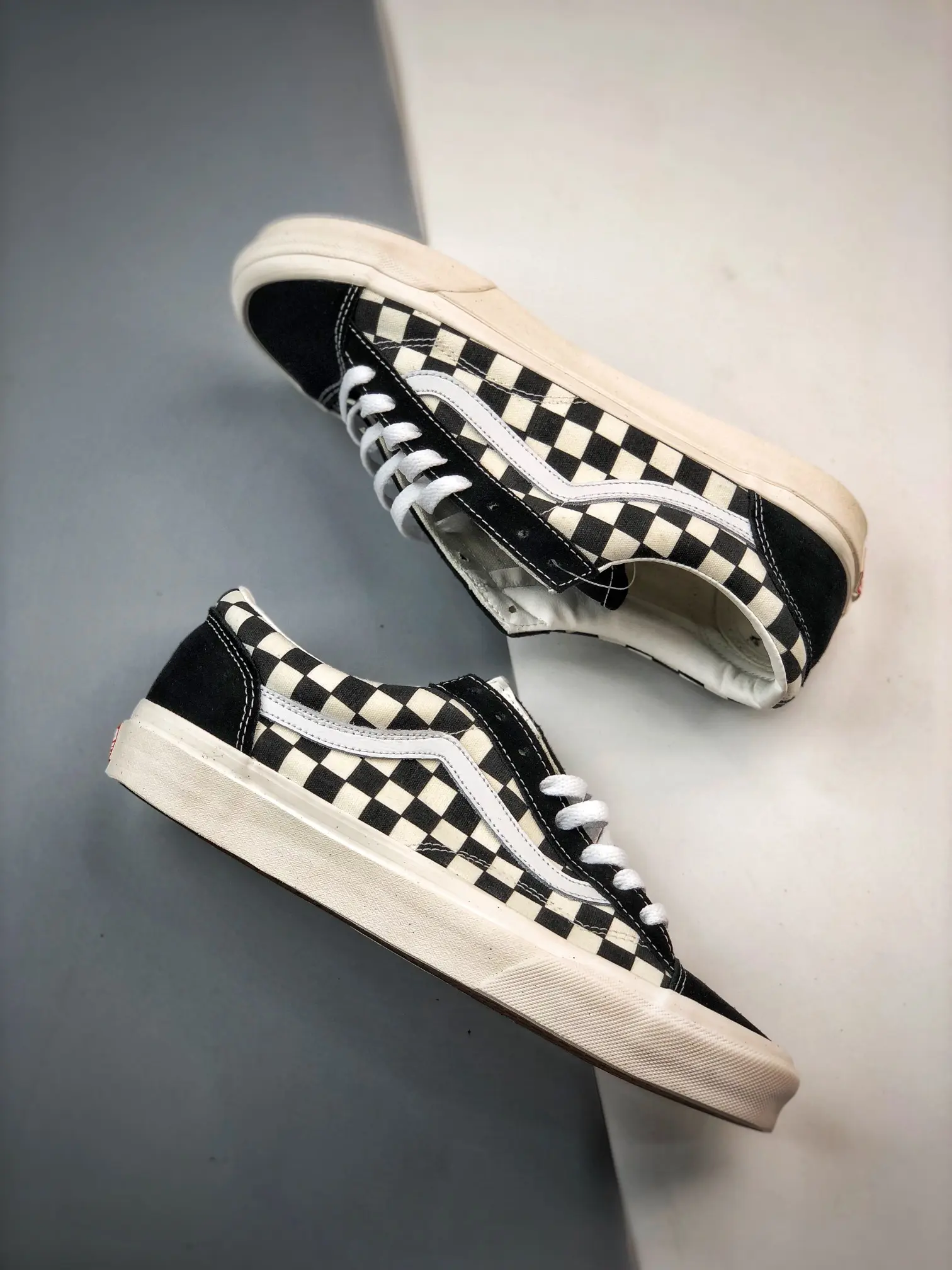 The Ultimate Guide to Replica Vans Vault OG Style 36 LX: Black Checkerboard Edition | YtaYta