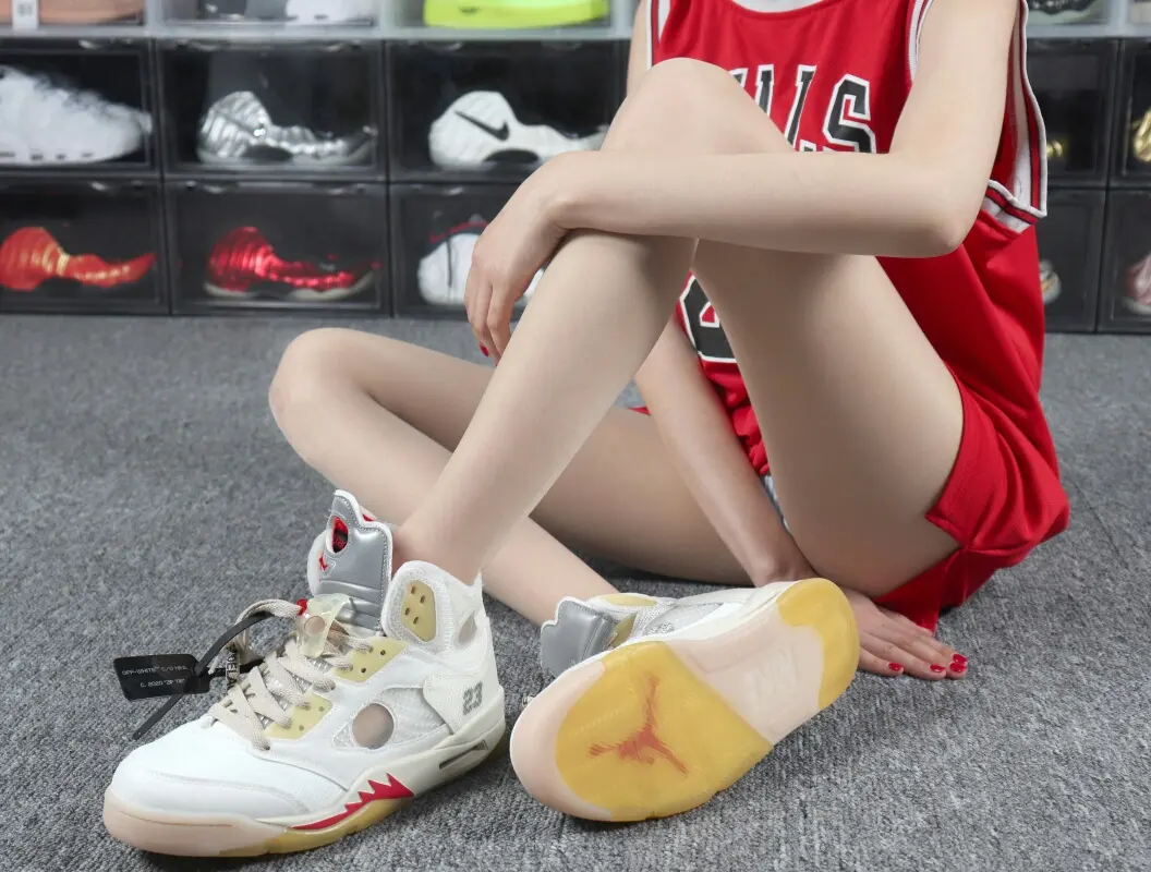 Replica Off-White x Air Jordan 5 Cream: A Comprehensive Review | YtaYta