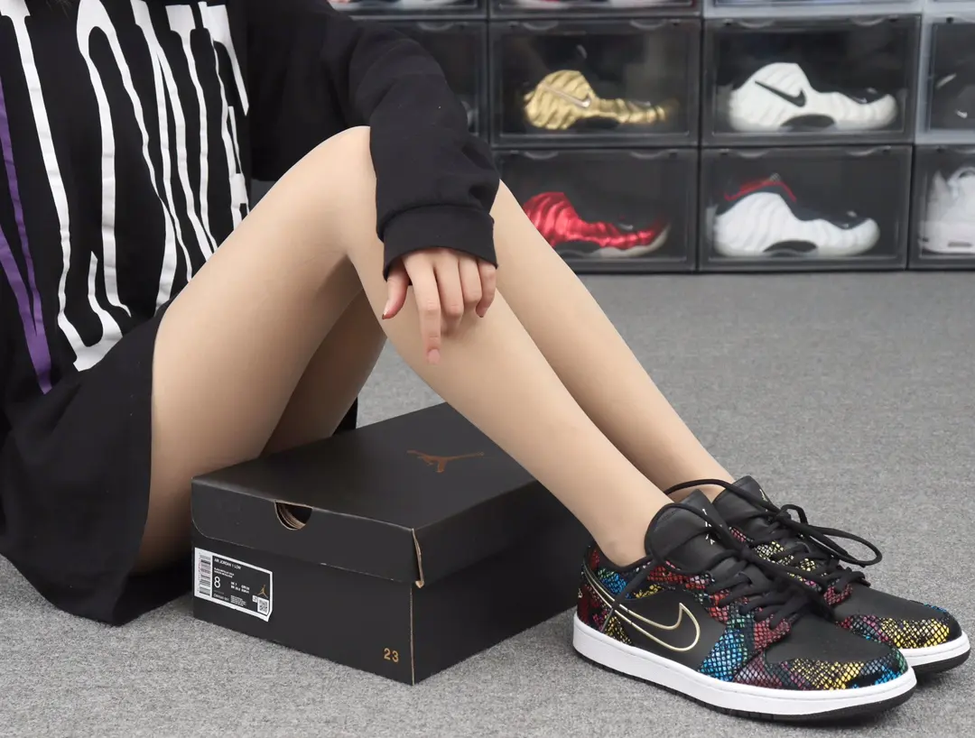 Nike Air Jordan 1 Low Snakeskin Black CW5580-001: A Detailed Look at Replicas | YtaYta