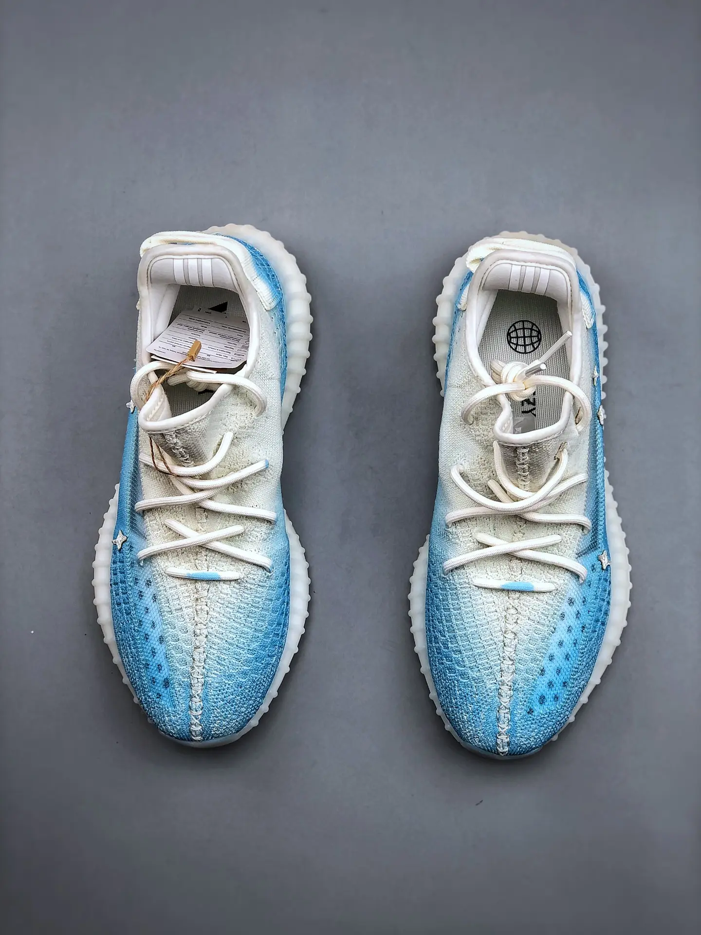 DIY Customization and Replica Adidas Yeezy Boost 350 V2: A Comprehensive Guide | YtaYta