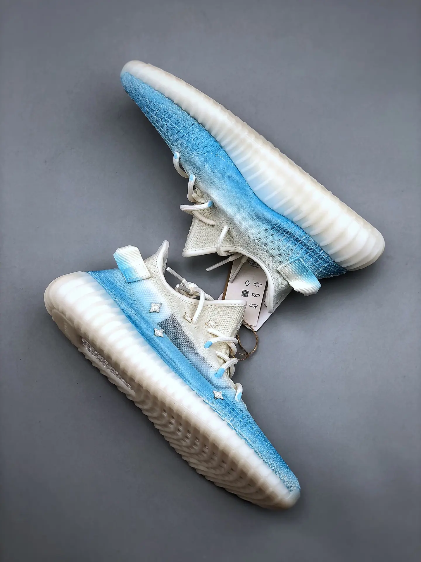 DIY Customization and Replica Adidas Yeezy Boost 350 V2: A Comprehensive Guide | YtaYta