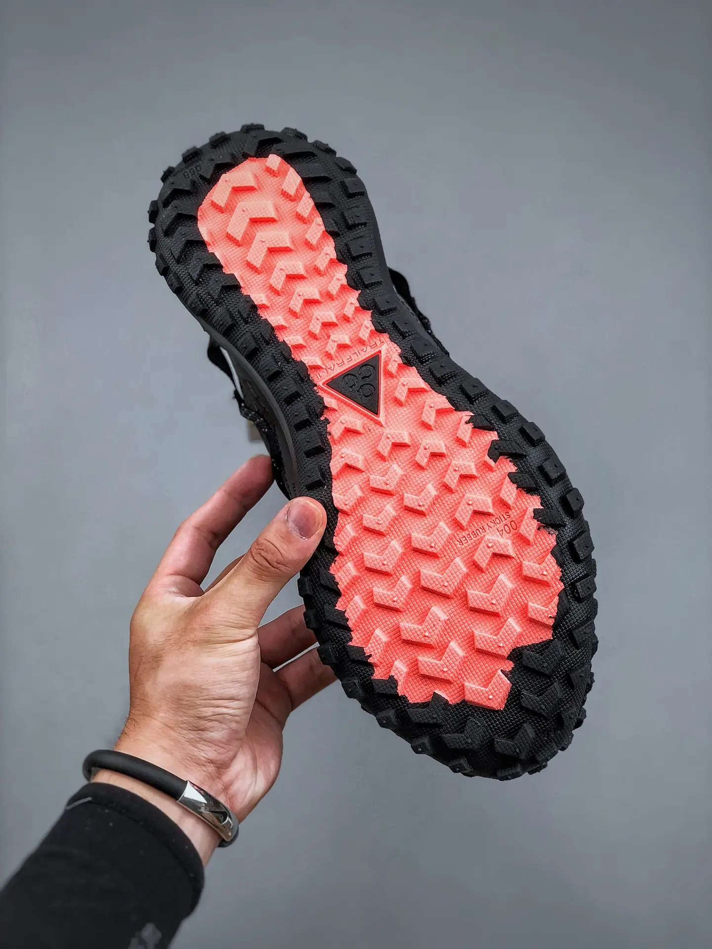 Nike ACG Mountain Fly Low Anthracite Black Replica: The Ultimate Guide | YtaYta