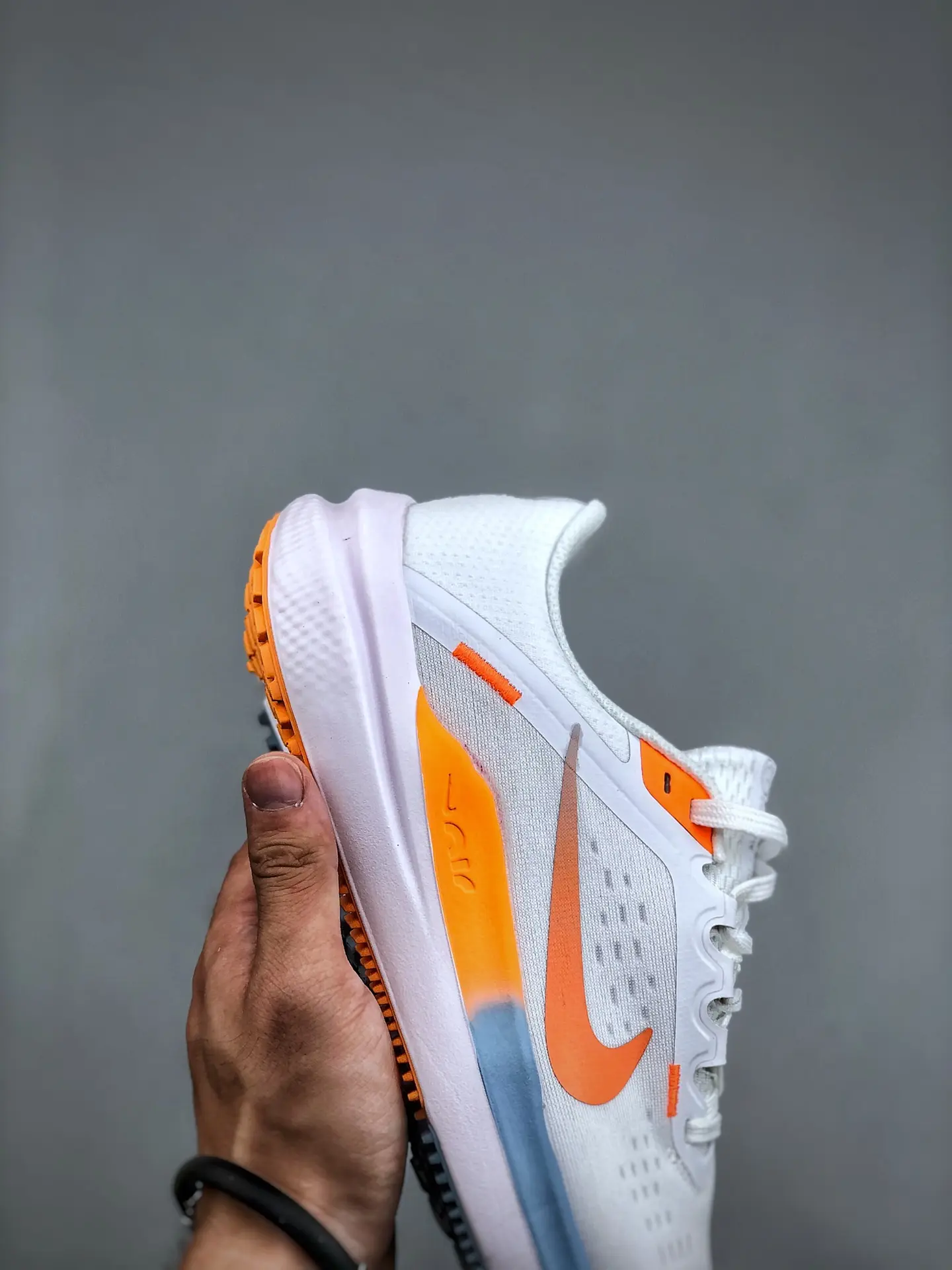 Nike Women's Winflo 10 Running Shoes Review - White/Black-Citron Pulse (Replica) | YtaYta