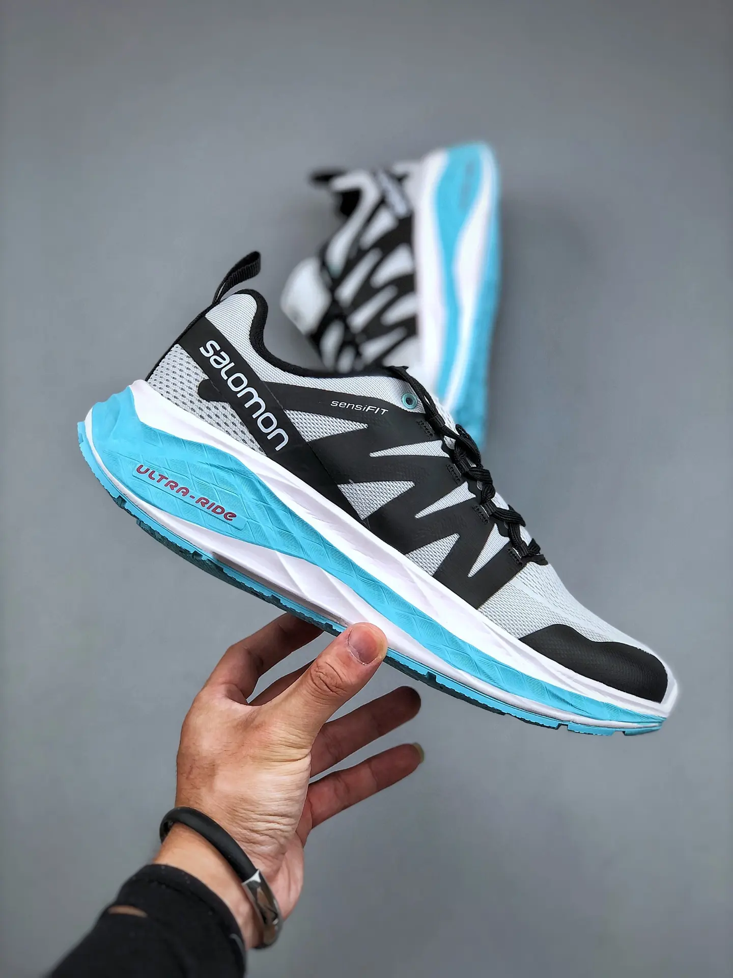 Salomon GLIDE MAX Lunar Rock/Black/Tanager Turquoise Replica Review | YtaYta