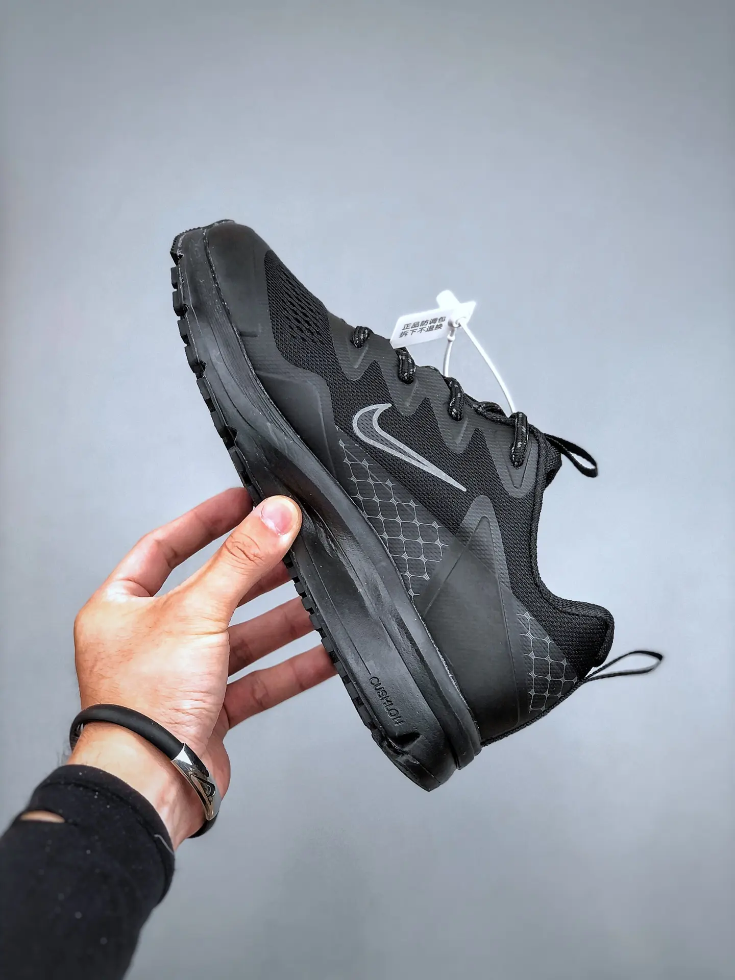 The Ultimate Guide to Replica and Fake Nike KEEN Women's Zionic Waterproof Hiking Shoe and Other Footwear | YtaYta