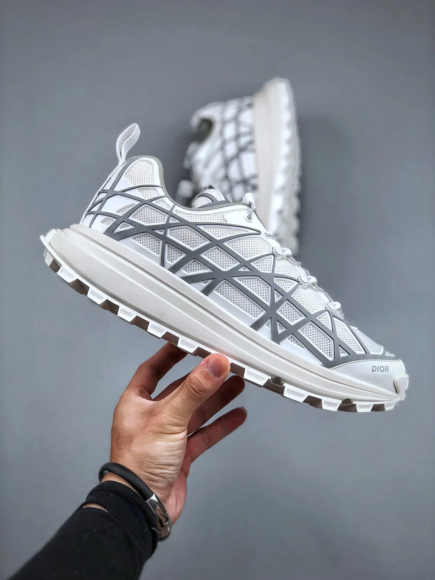 Dior B31 Runner Sneaker White Technical Mesh and Gray Rubber Replica Review | YtaYta