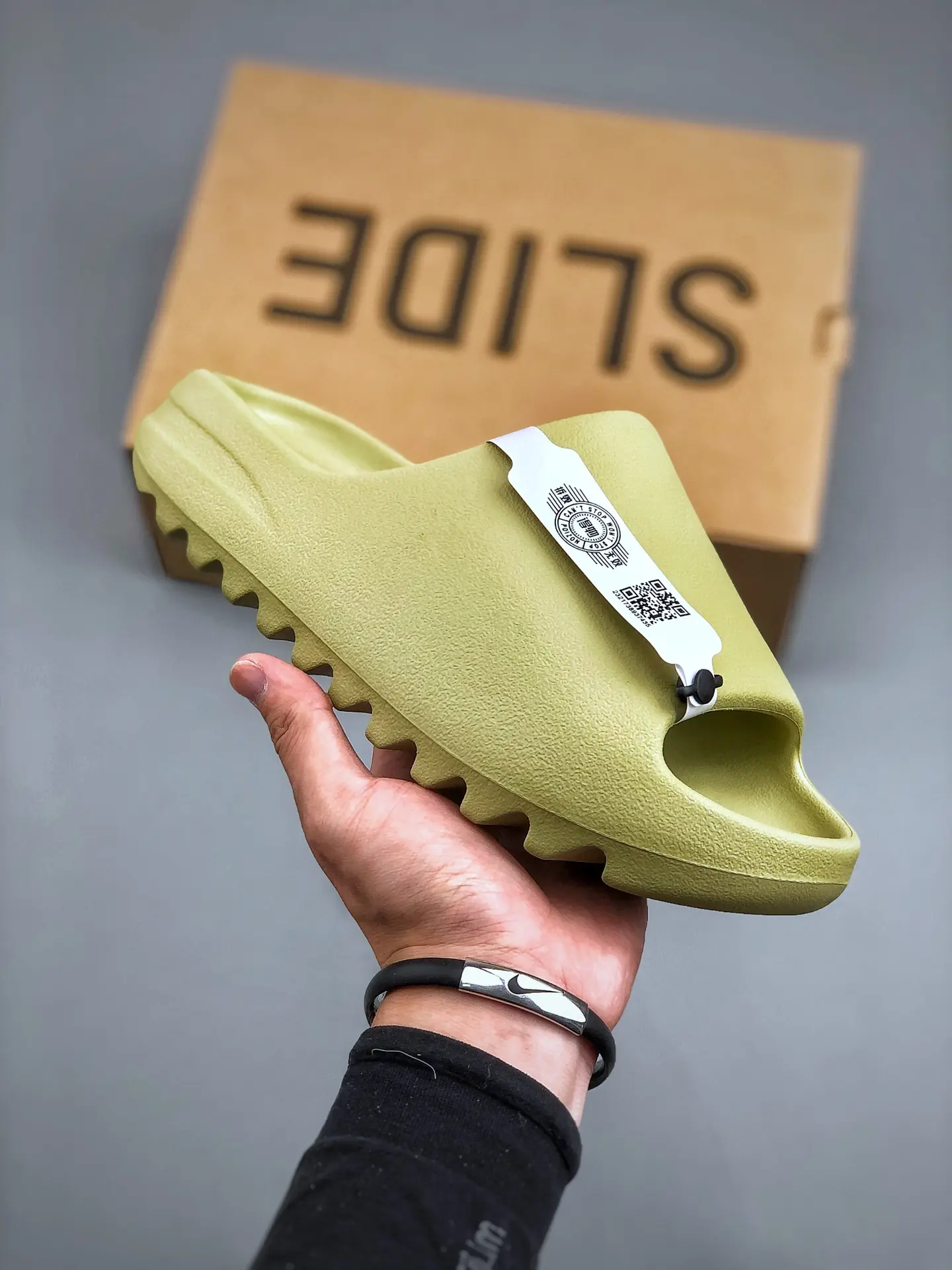 The Ultimate Guide to Replica Yeezy Slides: Colors, Reviews, and More | YtaYta