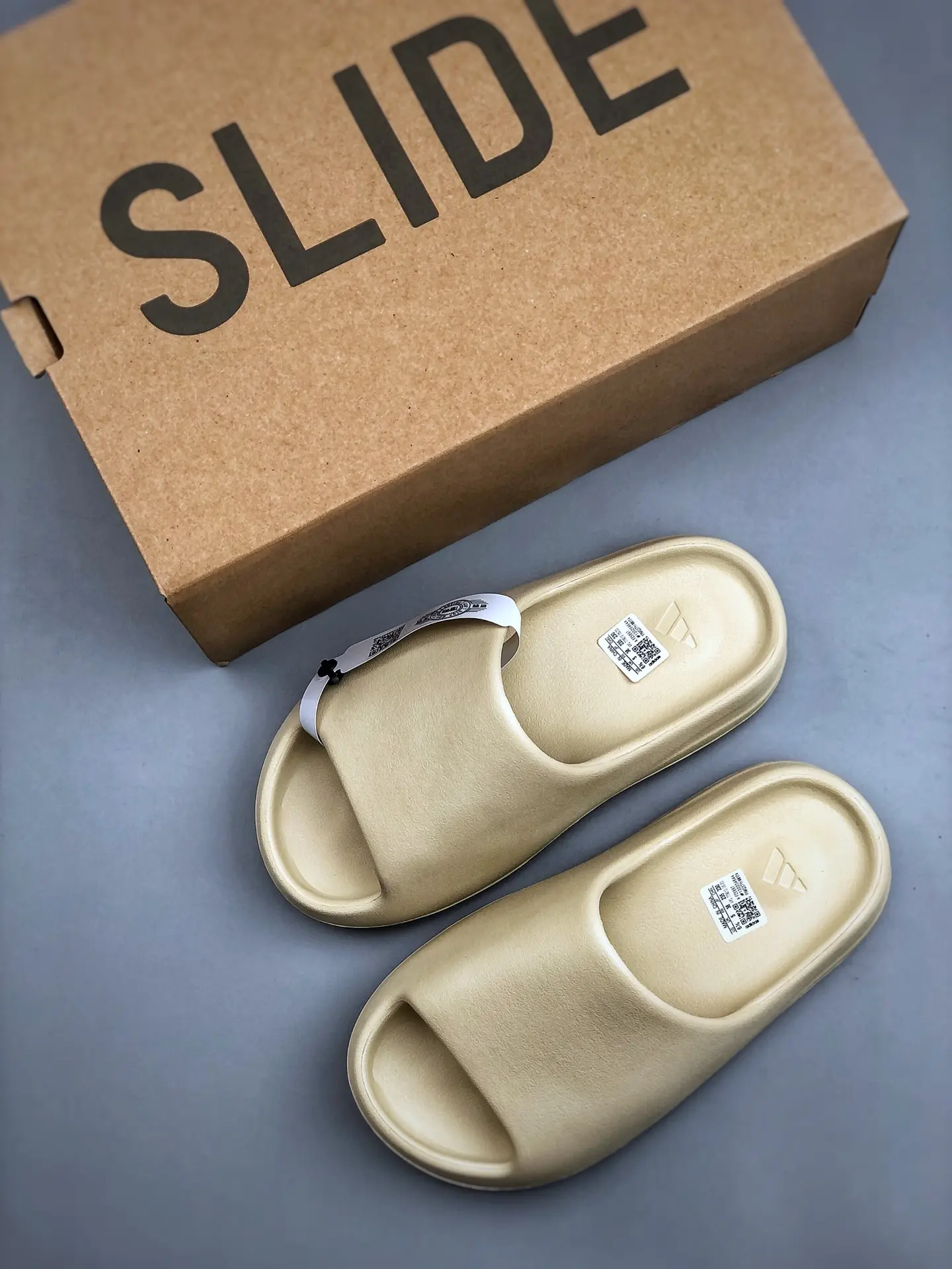 Yeezy Slide Bone 2022 - A Comprehensive Review of the Replica Version | YtaYta