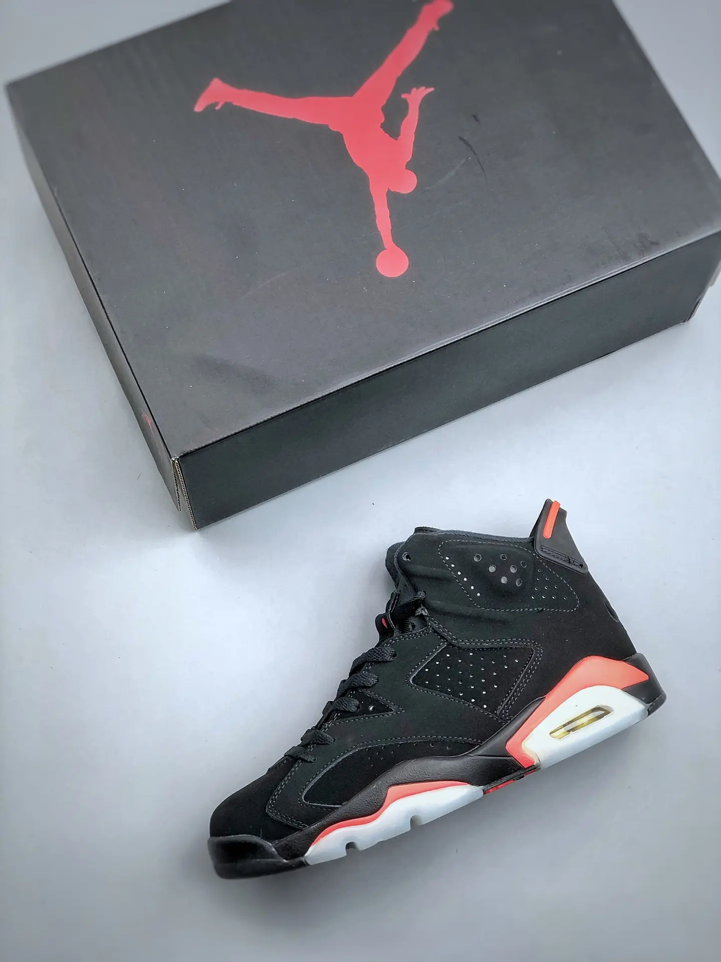 Unveiling the Allure of the Air Jordan 6 Retro Black Infrared (2019) Replica | YtaYta