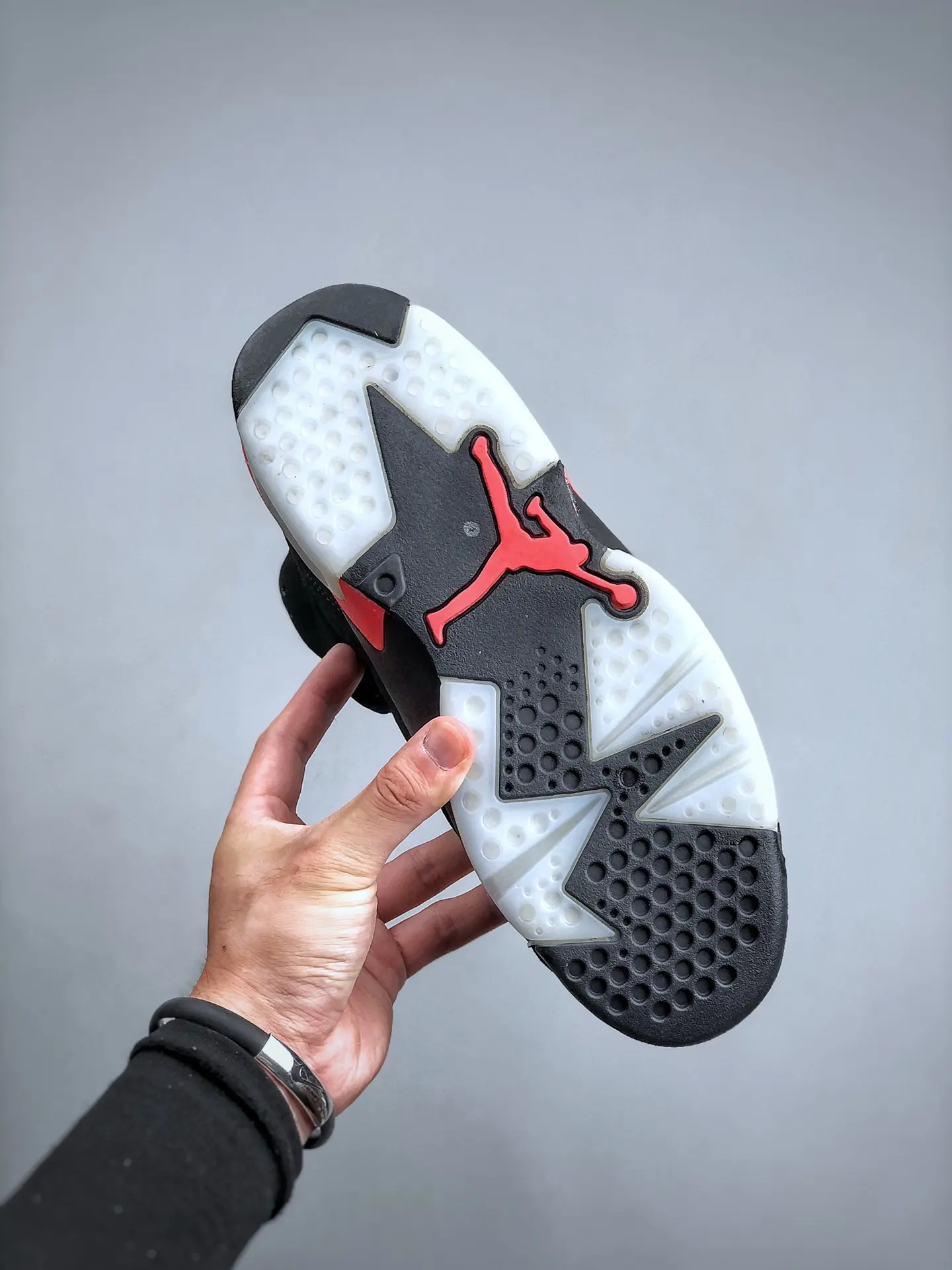 Unveiling the Allure of the Air Jordan 6 Retro Black Infrared (2019) Replica | YtaYta