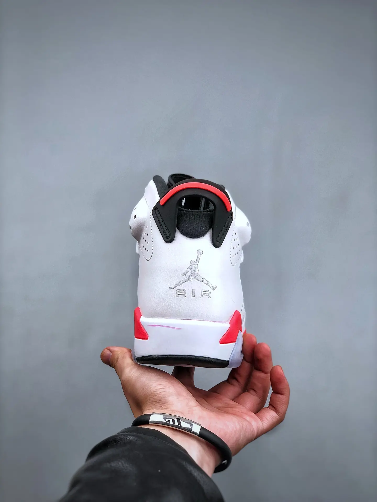 Jordan Youth Air 6 Retro BG Infrared: An In-Depth Review | YtaYta