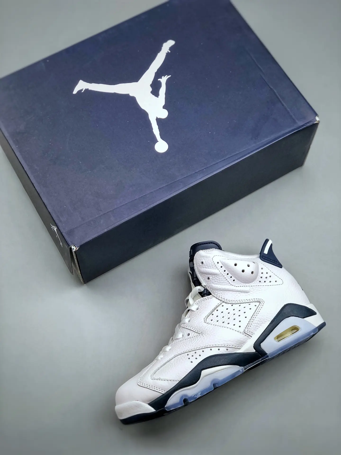 The Ultimate Guide to Replica Air Jordan 6 Retro Midnight Navy (2022) | YtaYta