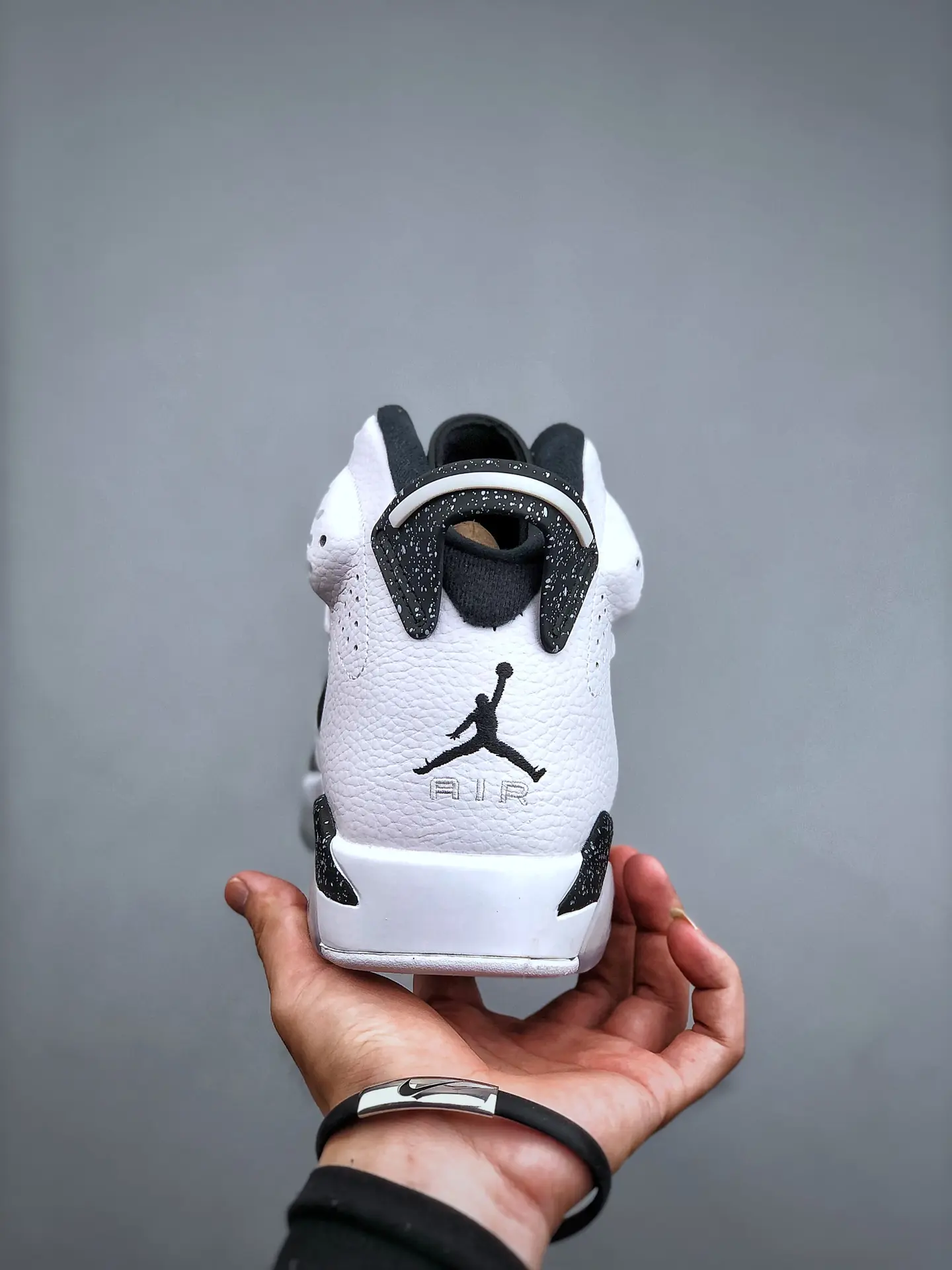 Replica Air Jordan 6 Retro 'Oreo' Sneakers - A Detailed Look | YtaYta