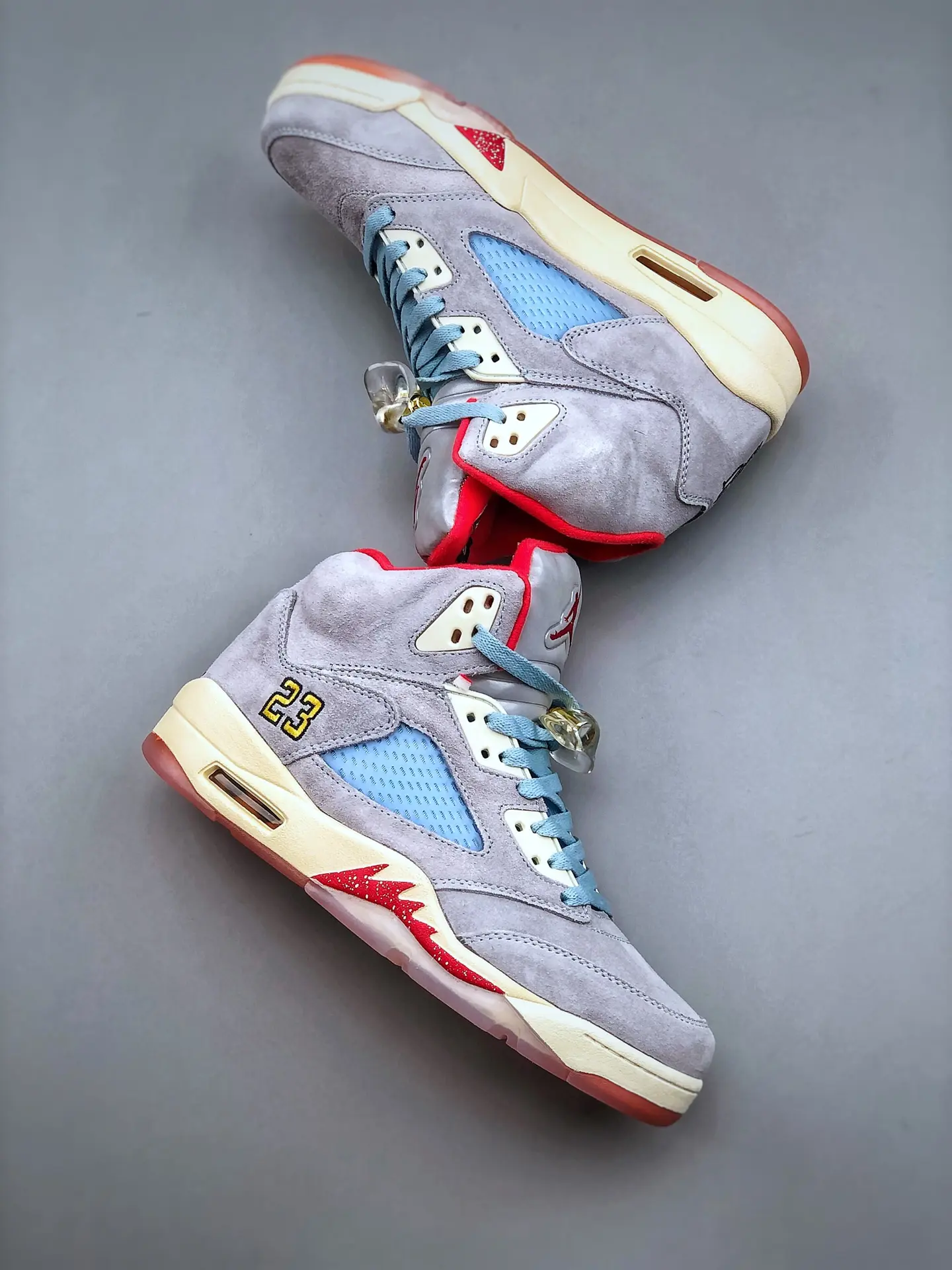 Replica Air Jordan University Red: A Detailed Look at Trophy Room x Jordan 5 Retro Ice Blue | YtaYta