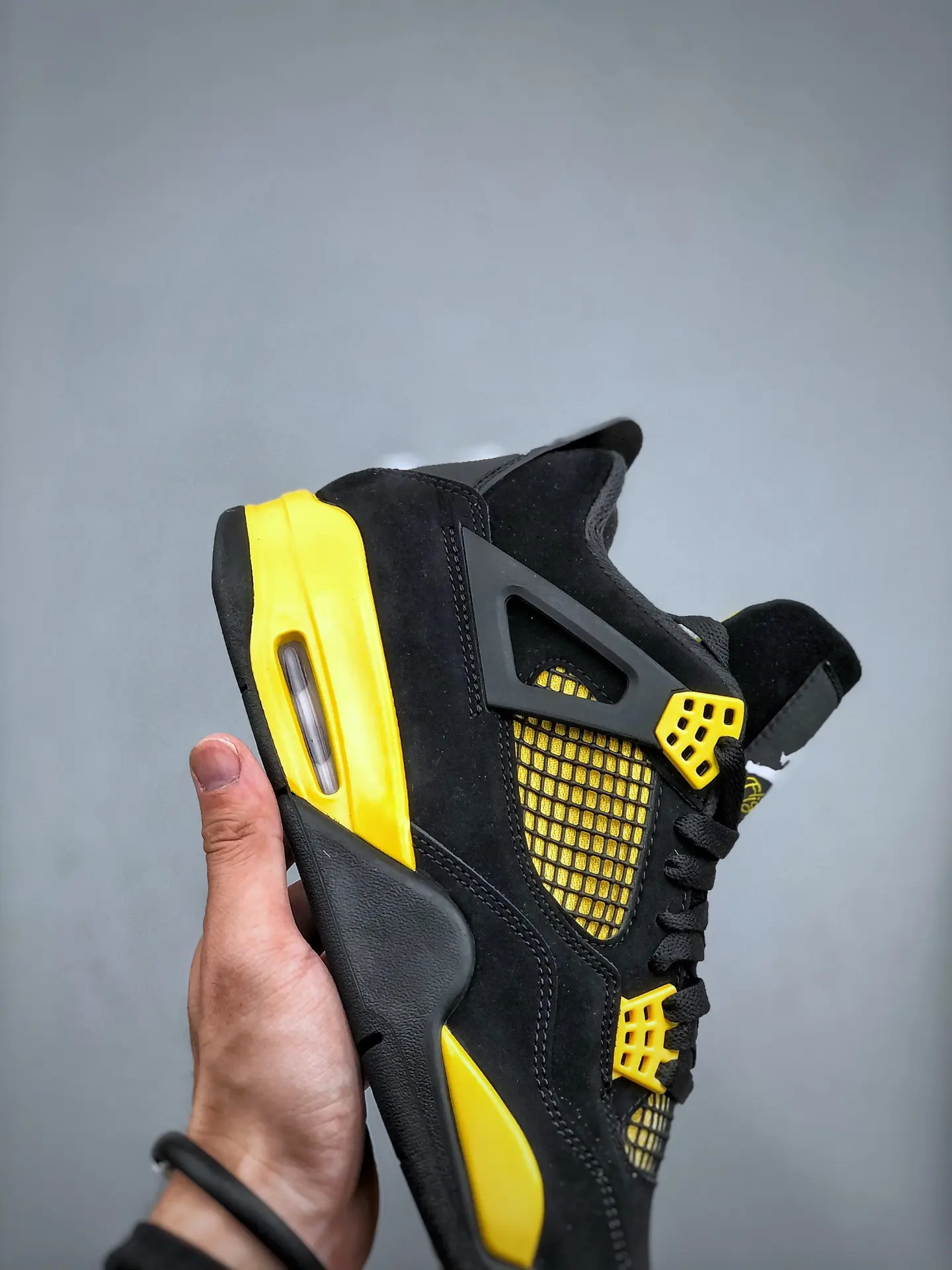 Nike Air Jordan Retro IV 4 Thunder 2023 Black Yellow Men's Size 13 Replica: A Deep Dive into the World of Replicas | YtaYta