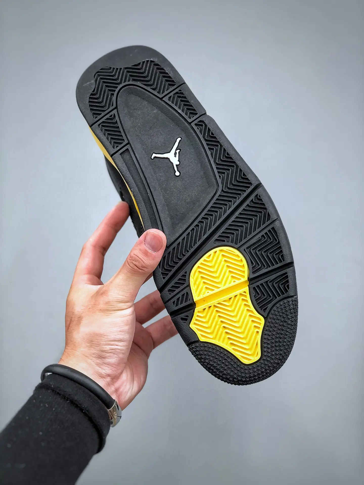 Nike Air Jordan Retro IV 4 Thunder 2023 Black Yellow Men's Size 13 Replica: A Deep Dive into the World of Replicas | YtaYta