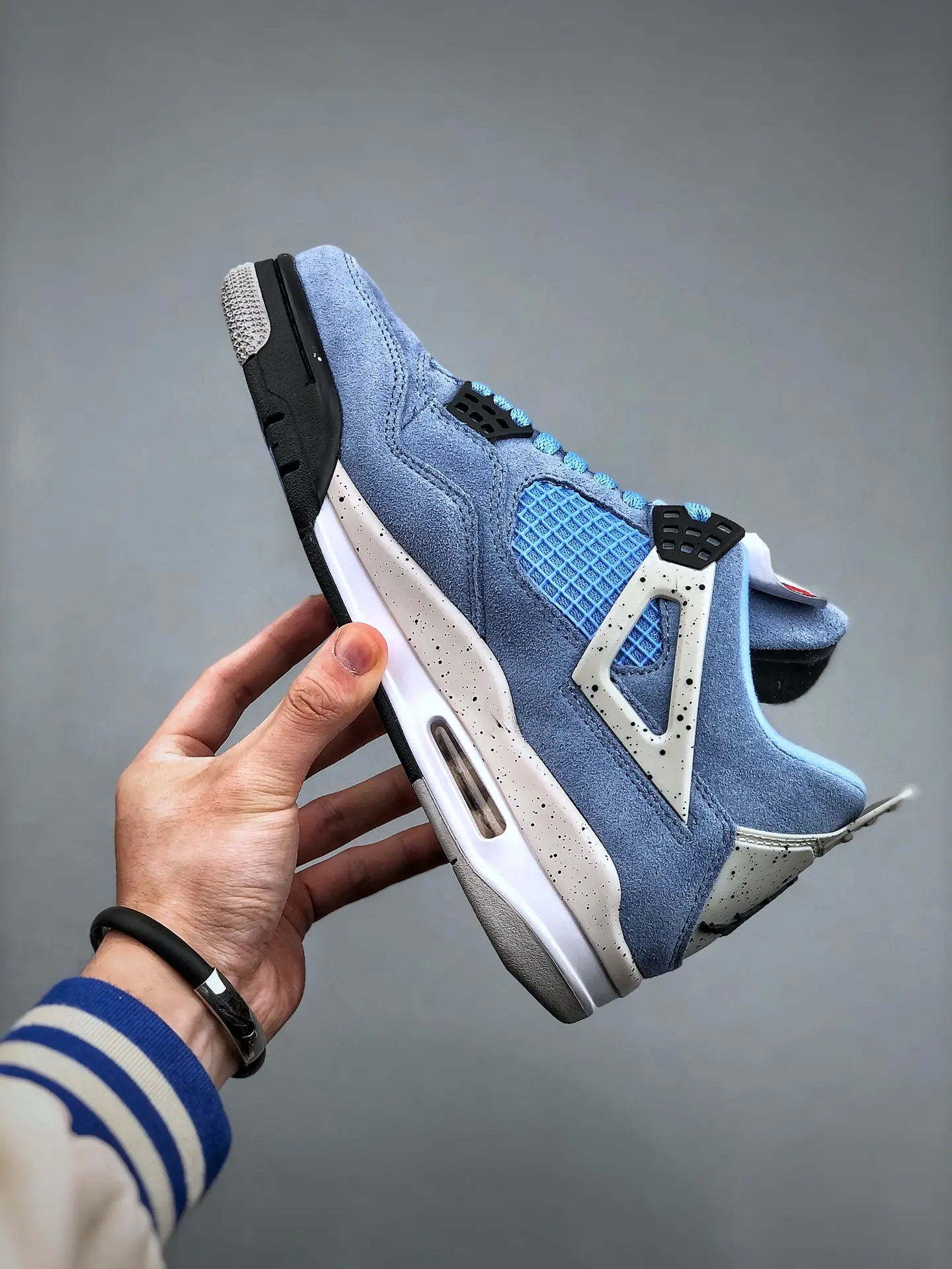 Replica Air Jordan 4 Retro “University Blue” Sneakers for Sale in Los Angeles | YtaYta