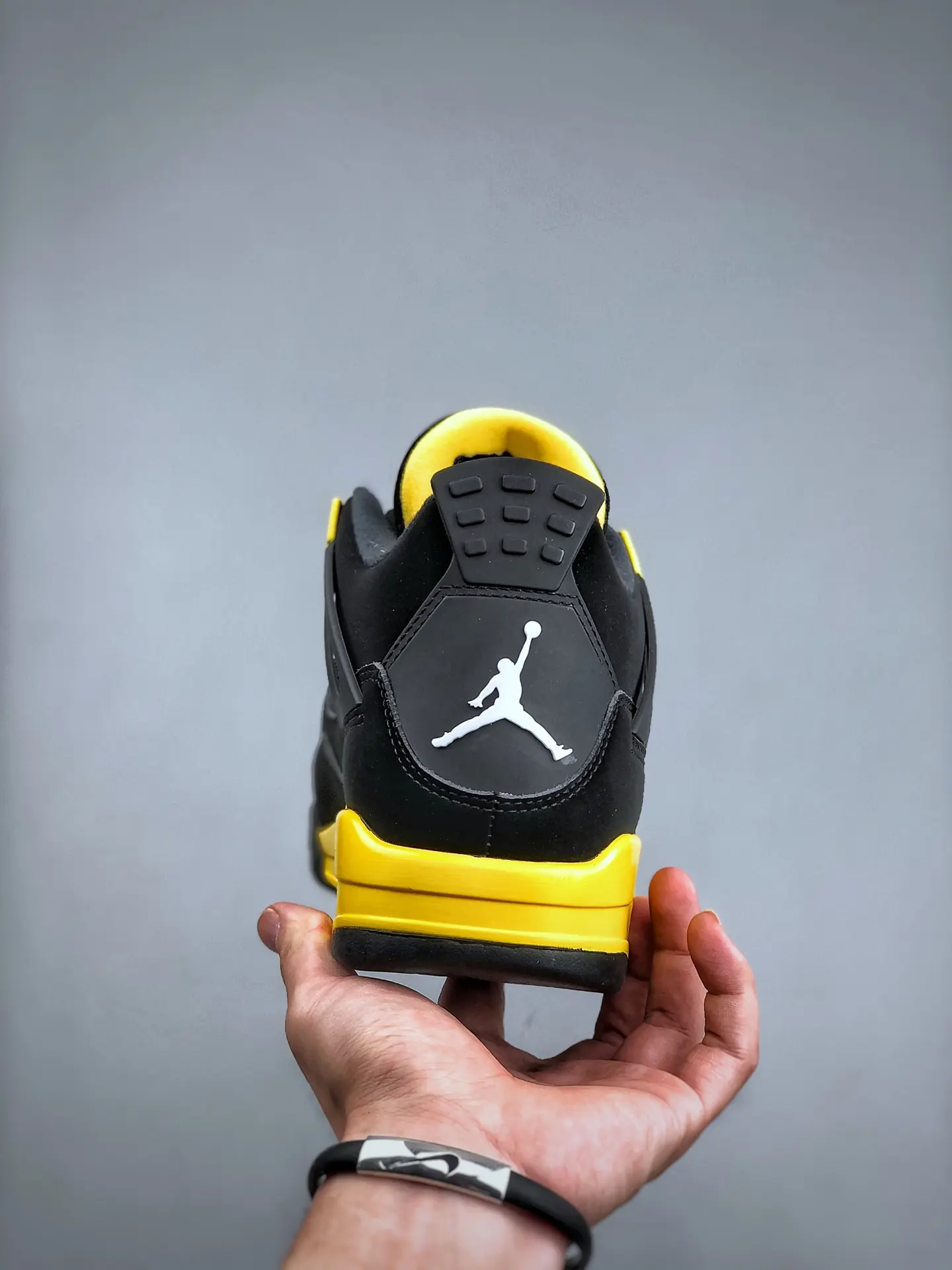 The Ultimate Guide to the Replica Air Jordan 4 Retro Thunder 2023 | YtaYta