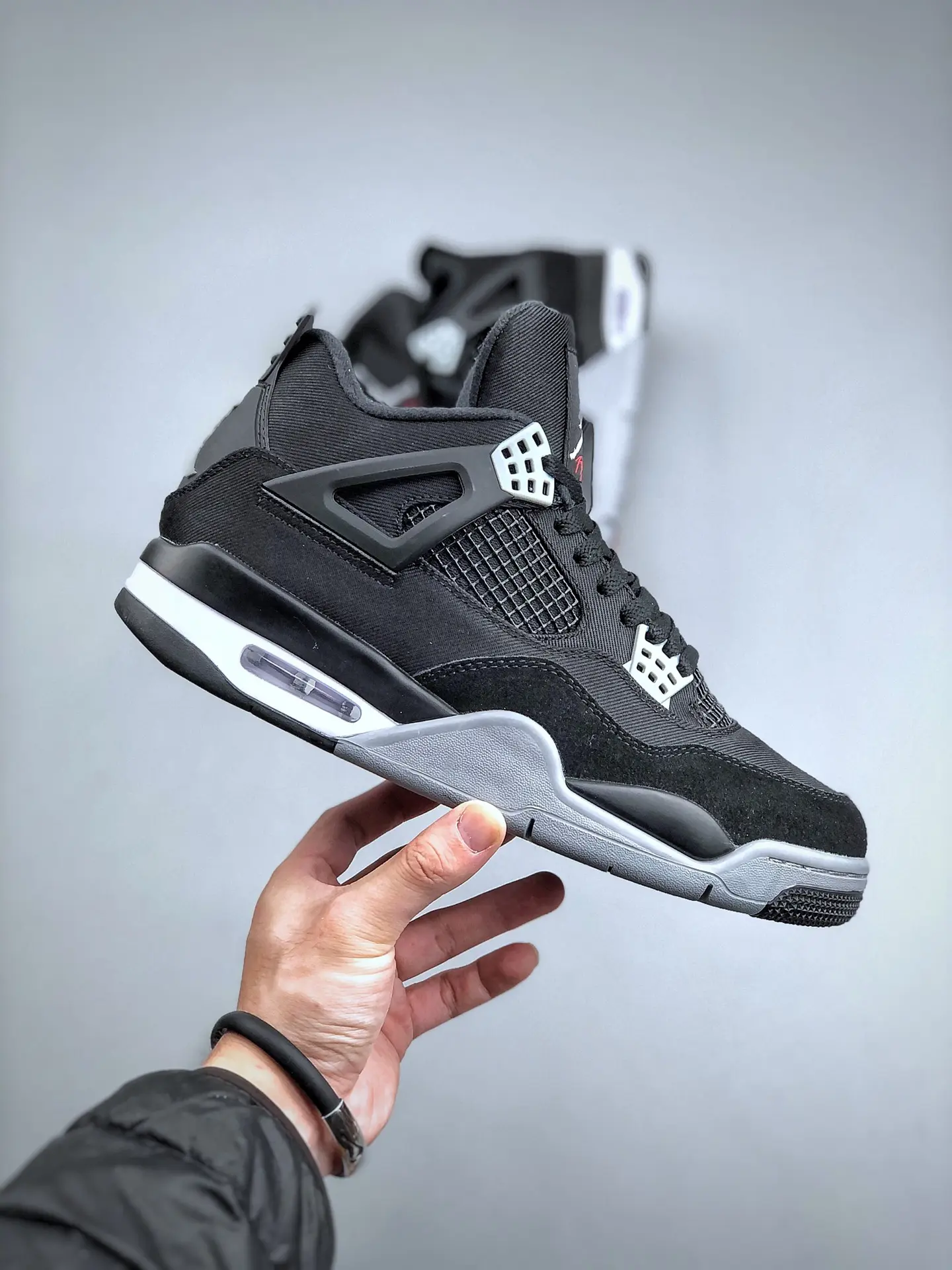 Air Jordan 4 Retro SE Black Canvas Replica: An In-Depth Review | YtaYta