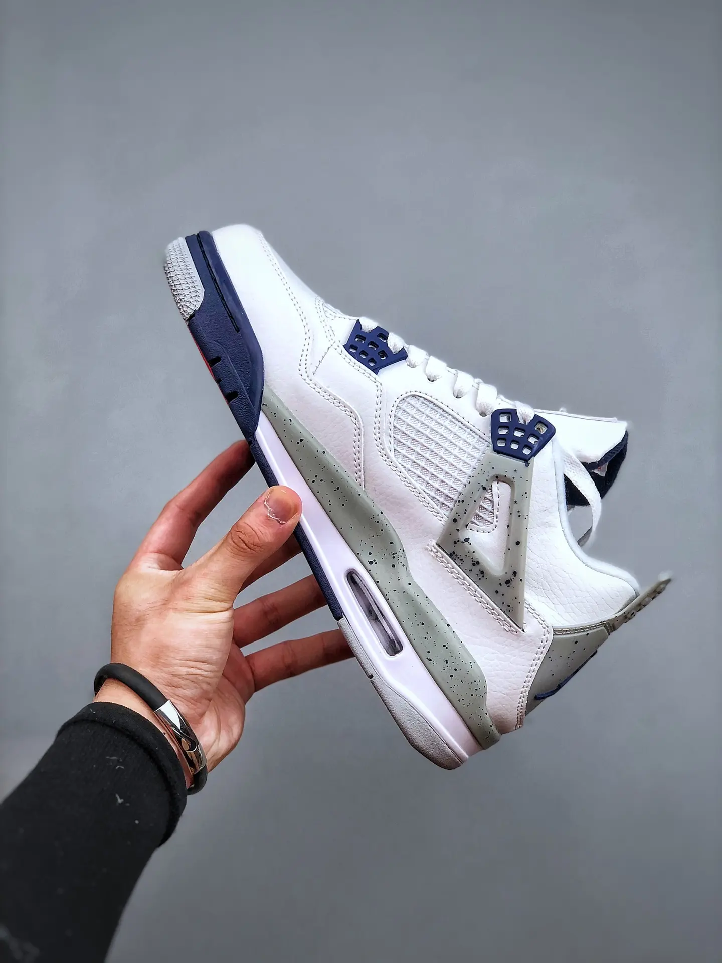 Air Jordan 4 Retro Midnight Navy Replica: Quality and Style Unveiled | YtaYta