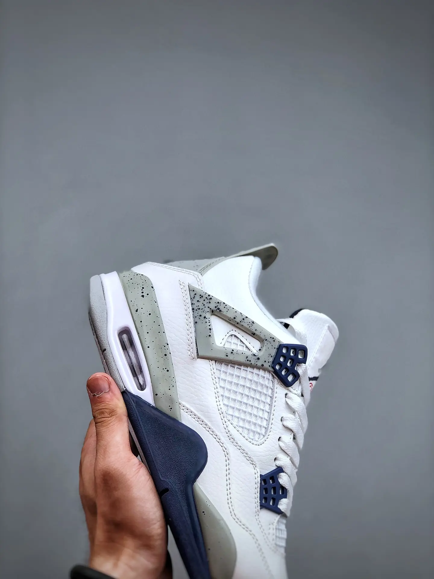 Air Jordan 4 Retro Midnight Navy Replica: Quality and Style Unveiled | YtaYta